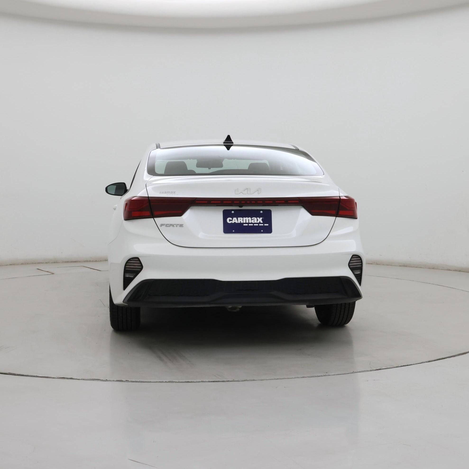 Thumbnail: 2023 Kia Forte - 6