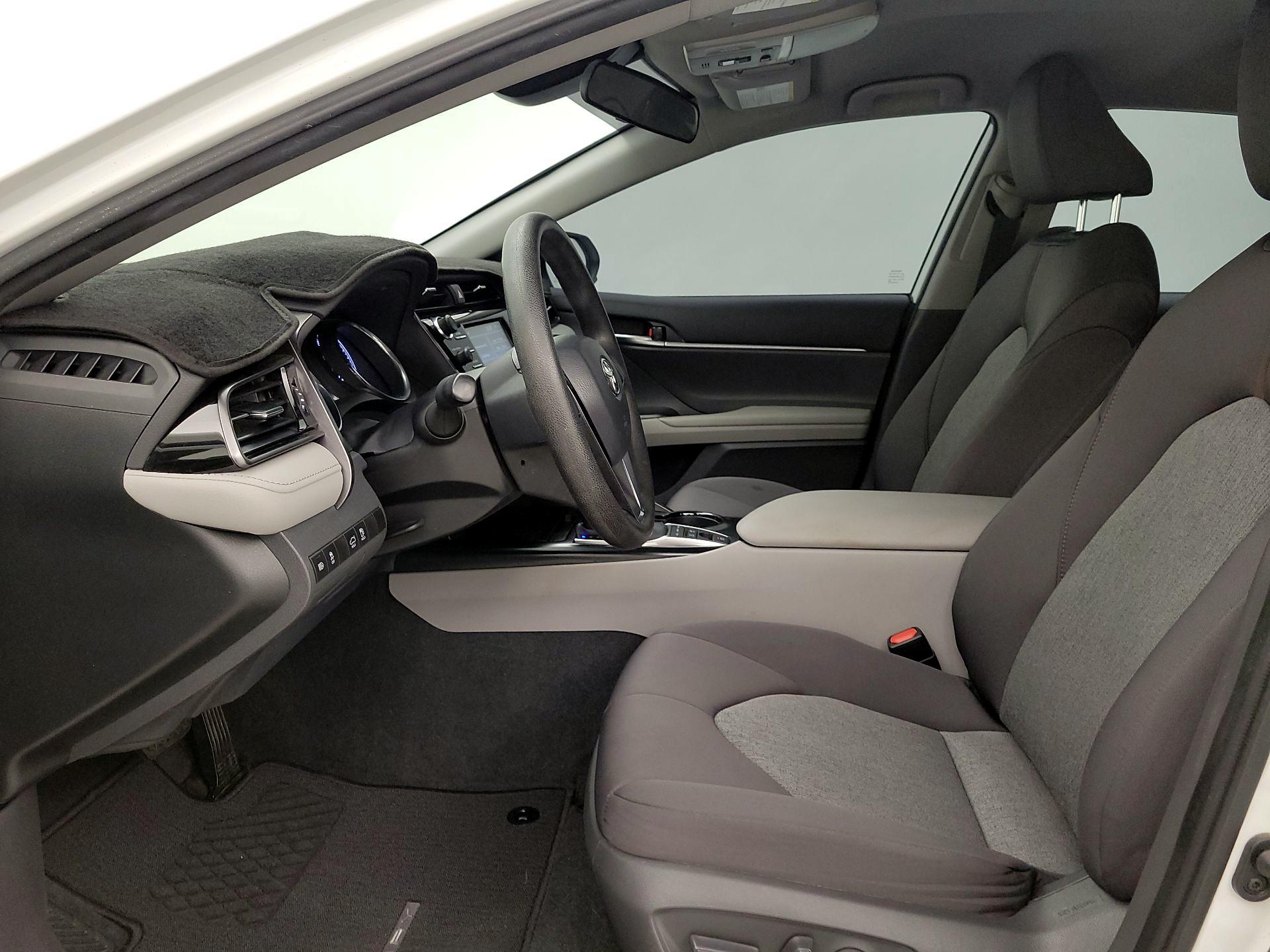 Thumbnail: 2020 Toyota Camry - 11