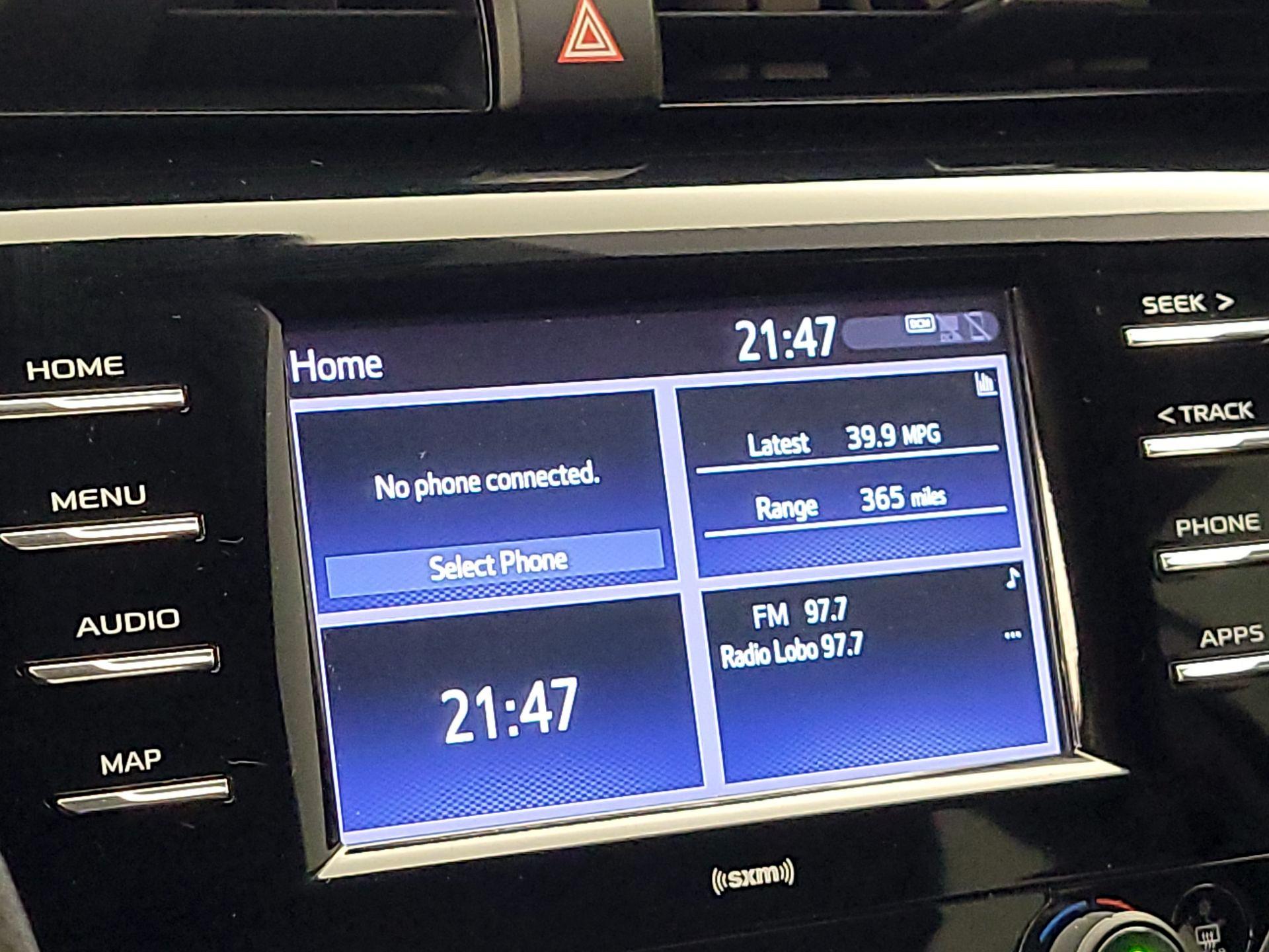 Thumbnail: 2020 Toyota Camry - 15