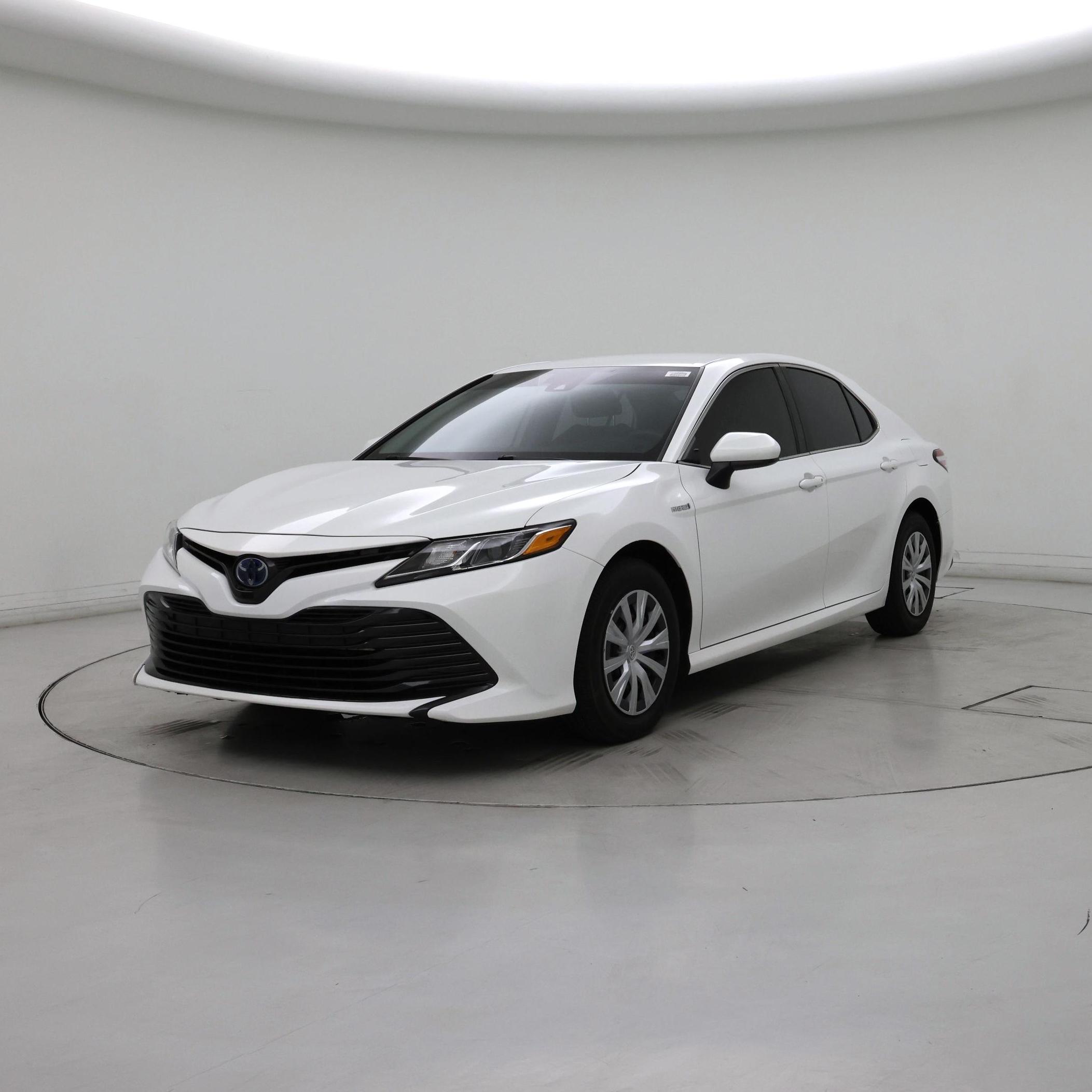 Thumbnail: 2020 Toyota Camry - 4