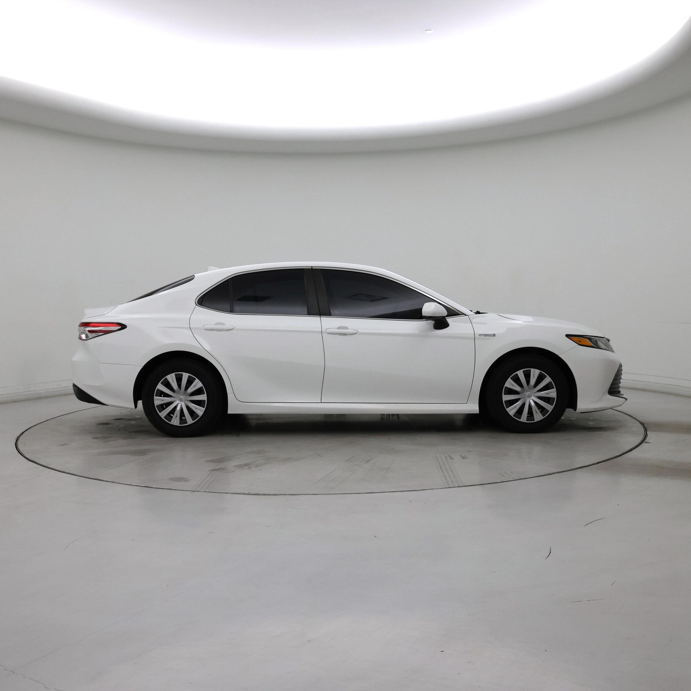 Thumbnail: 2020 Toyota Camry - 7