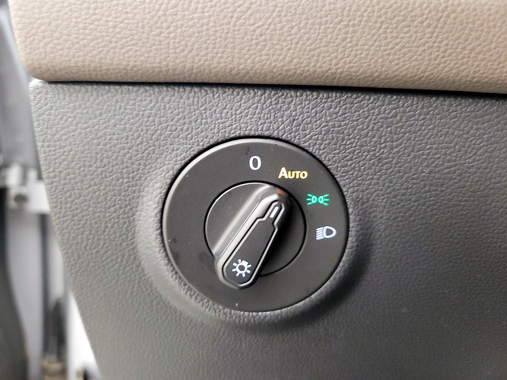 Thumbnail: 2023 Volkswagen Taos - 13