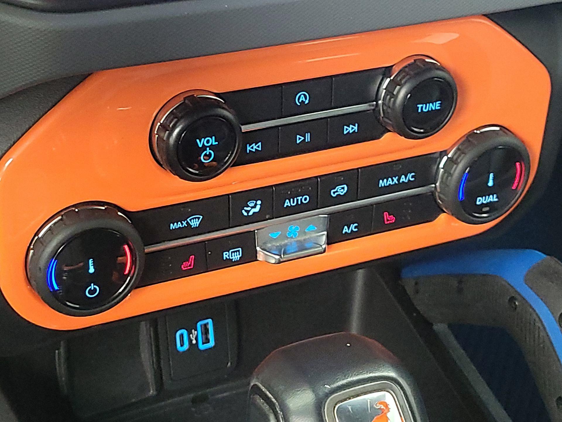 Thumbnail: 2022 Ford Bronco - 15