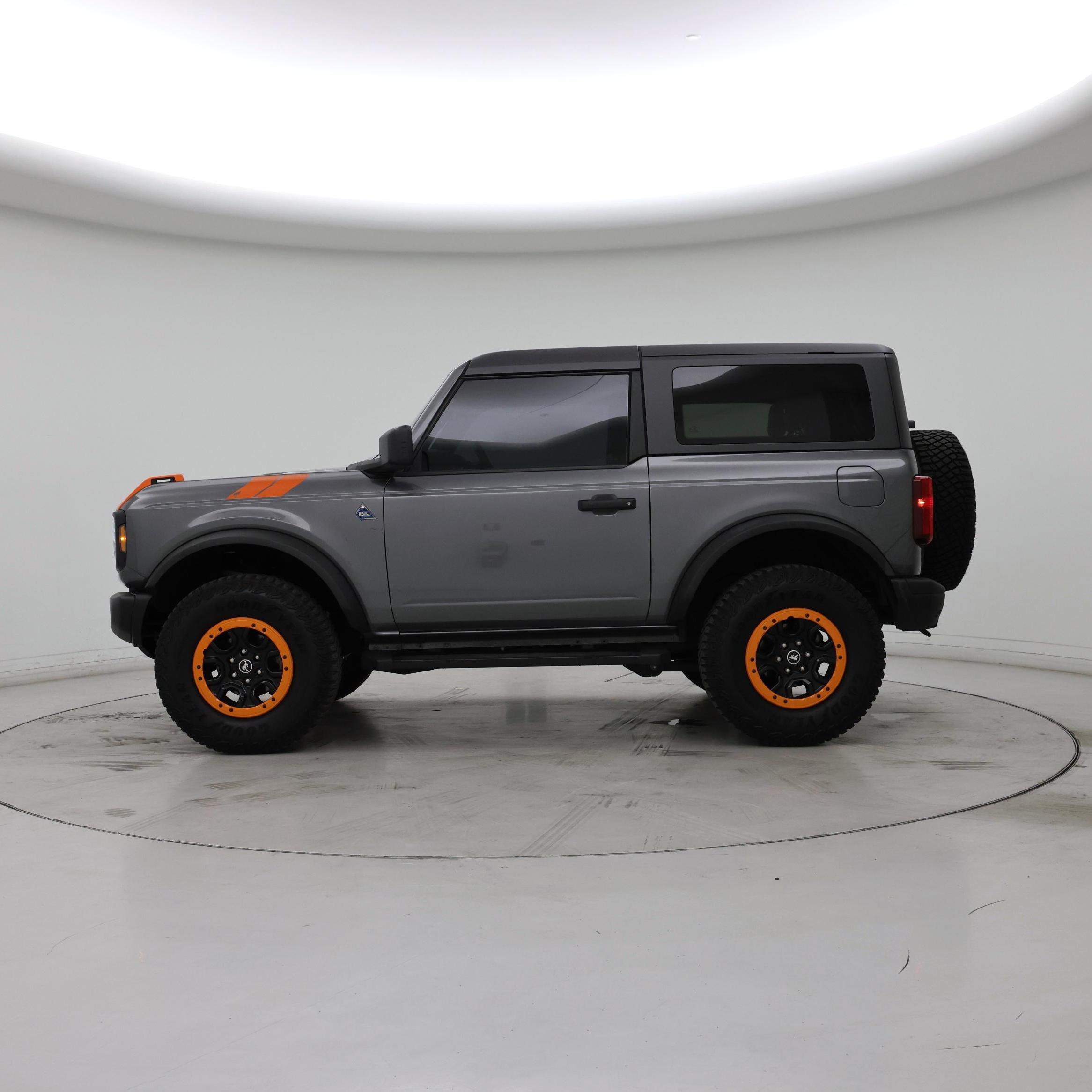 Thumbnail: 2022 Ford Bronco - 3