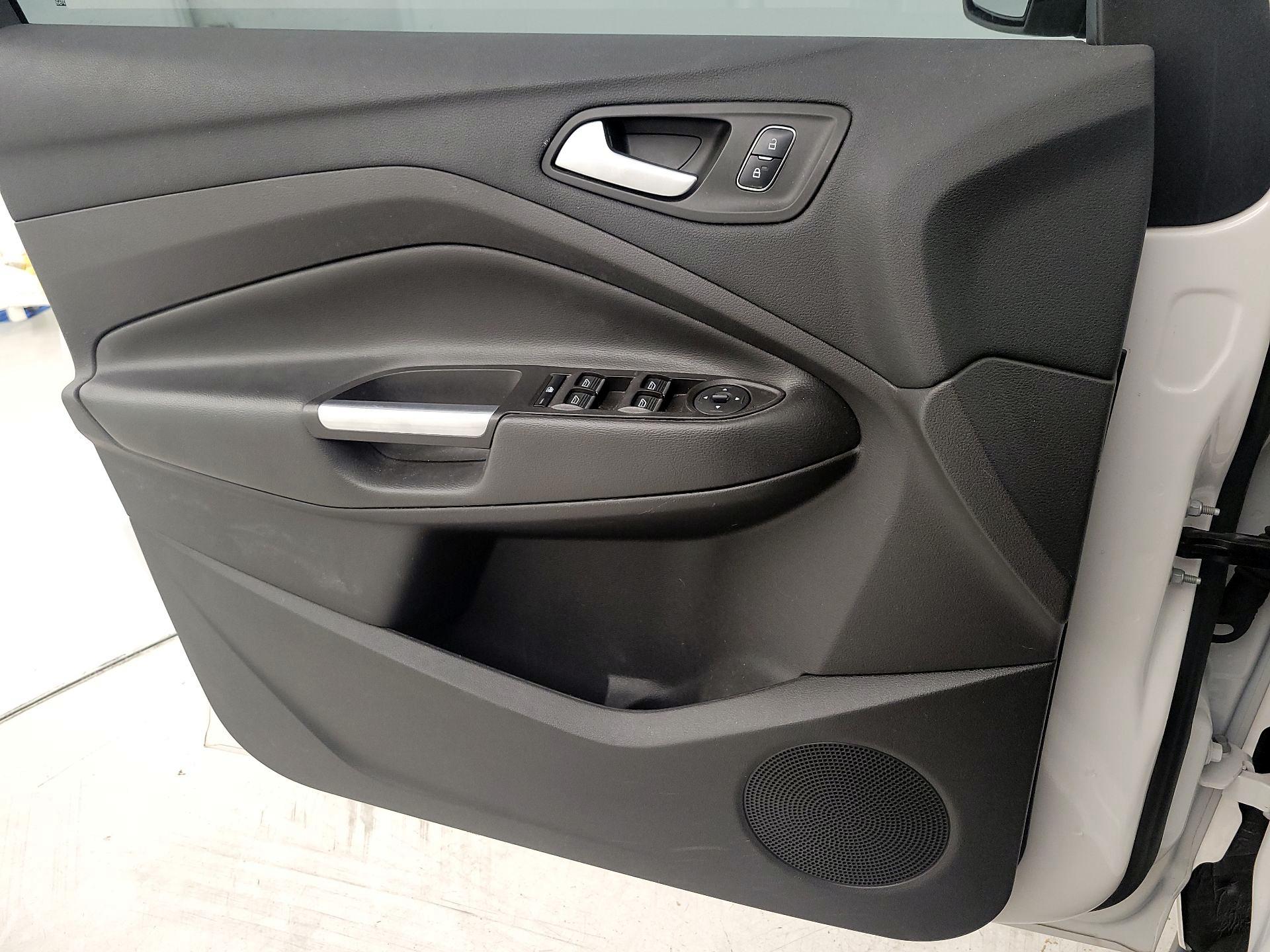 Thumbnail: 2018 Ford C-Max - 12