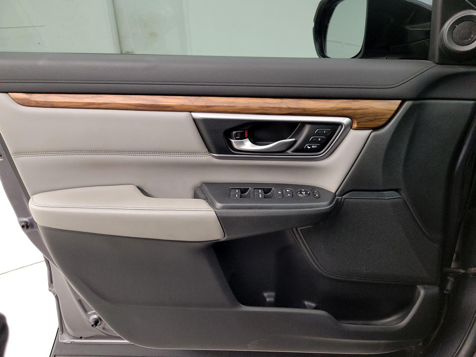 Thumbnail: 2017 Honda CR-V - 12