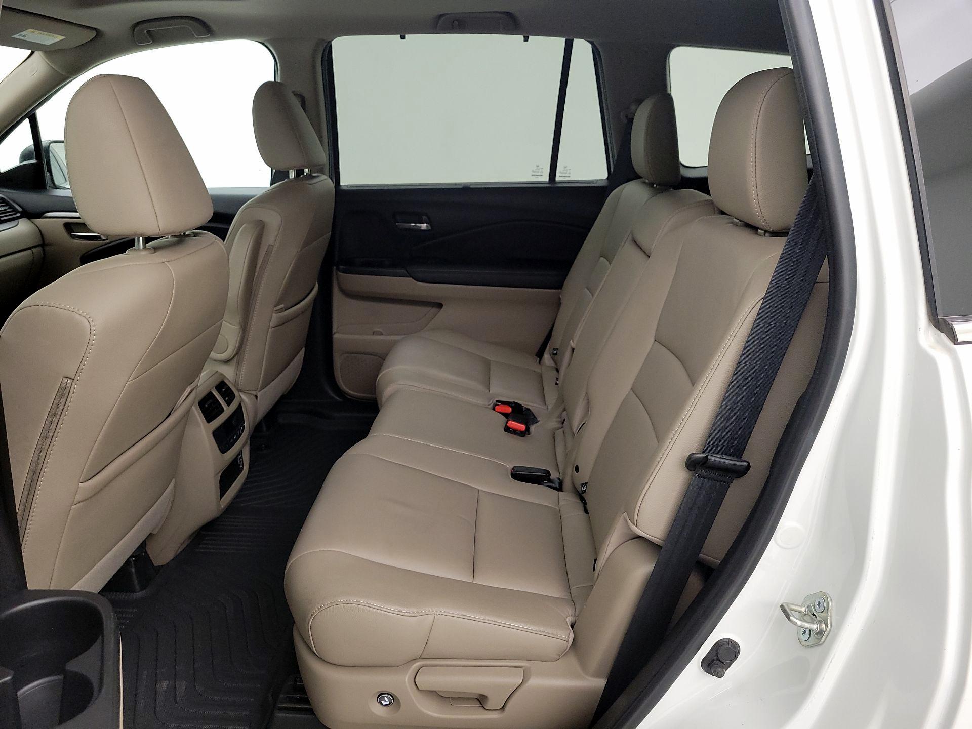 Thumbnail: 2021 Honda Pilot - 20