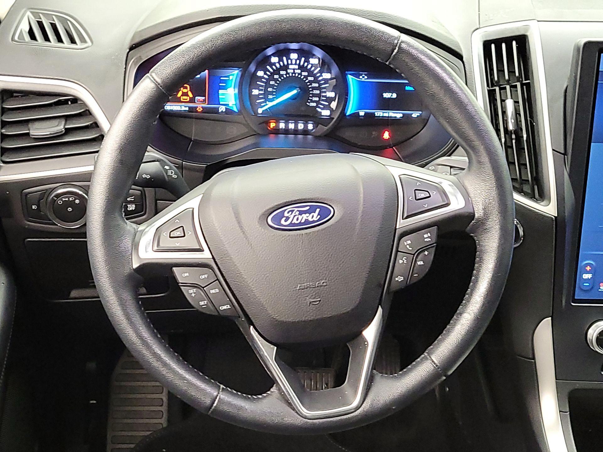 Thumbnail: 2023 Ford Edge - 10