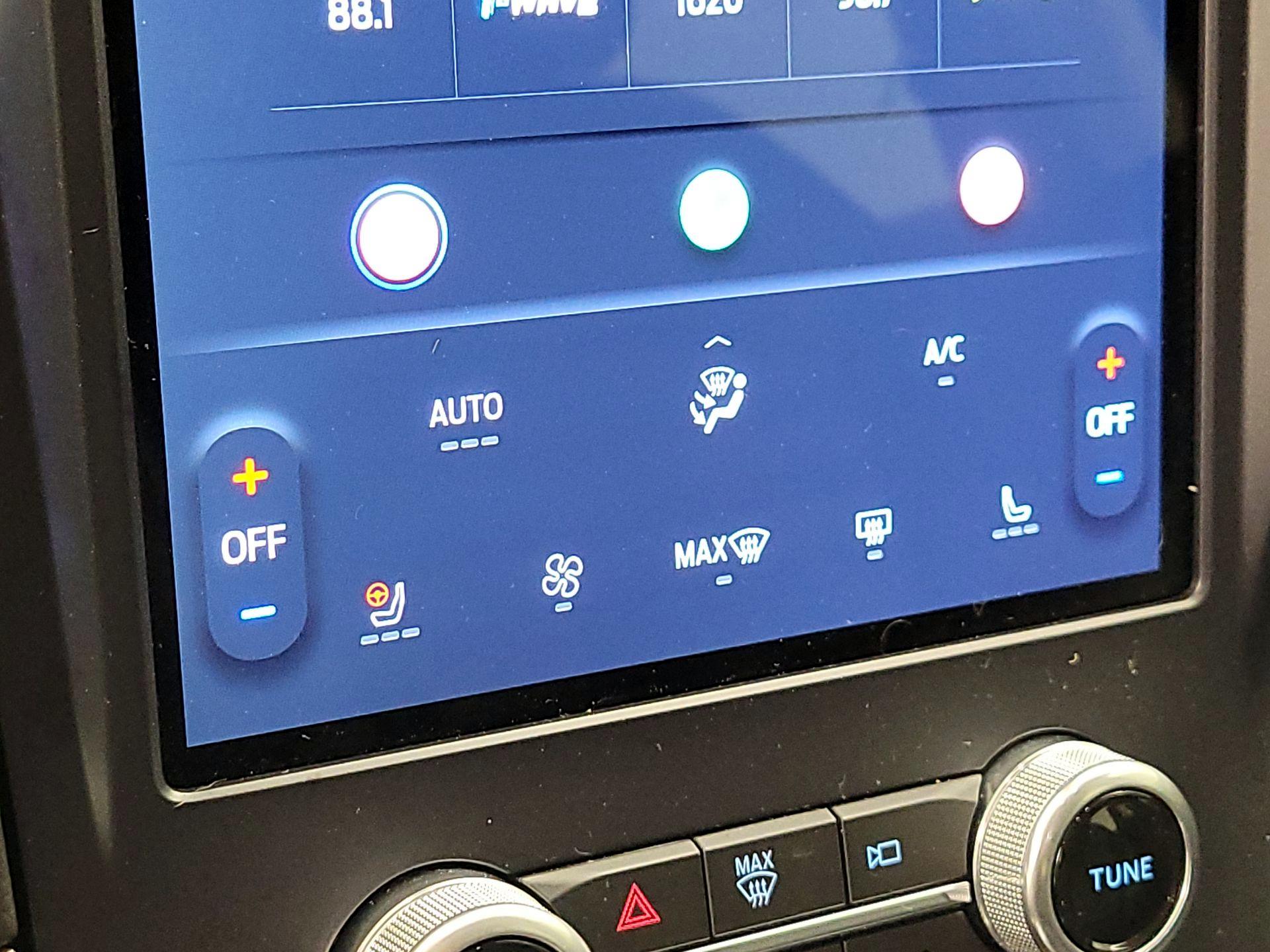 Thumbnail: 2023 Ford Edge - 15