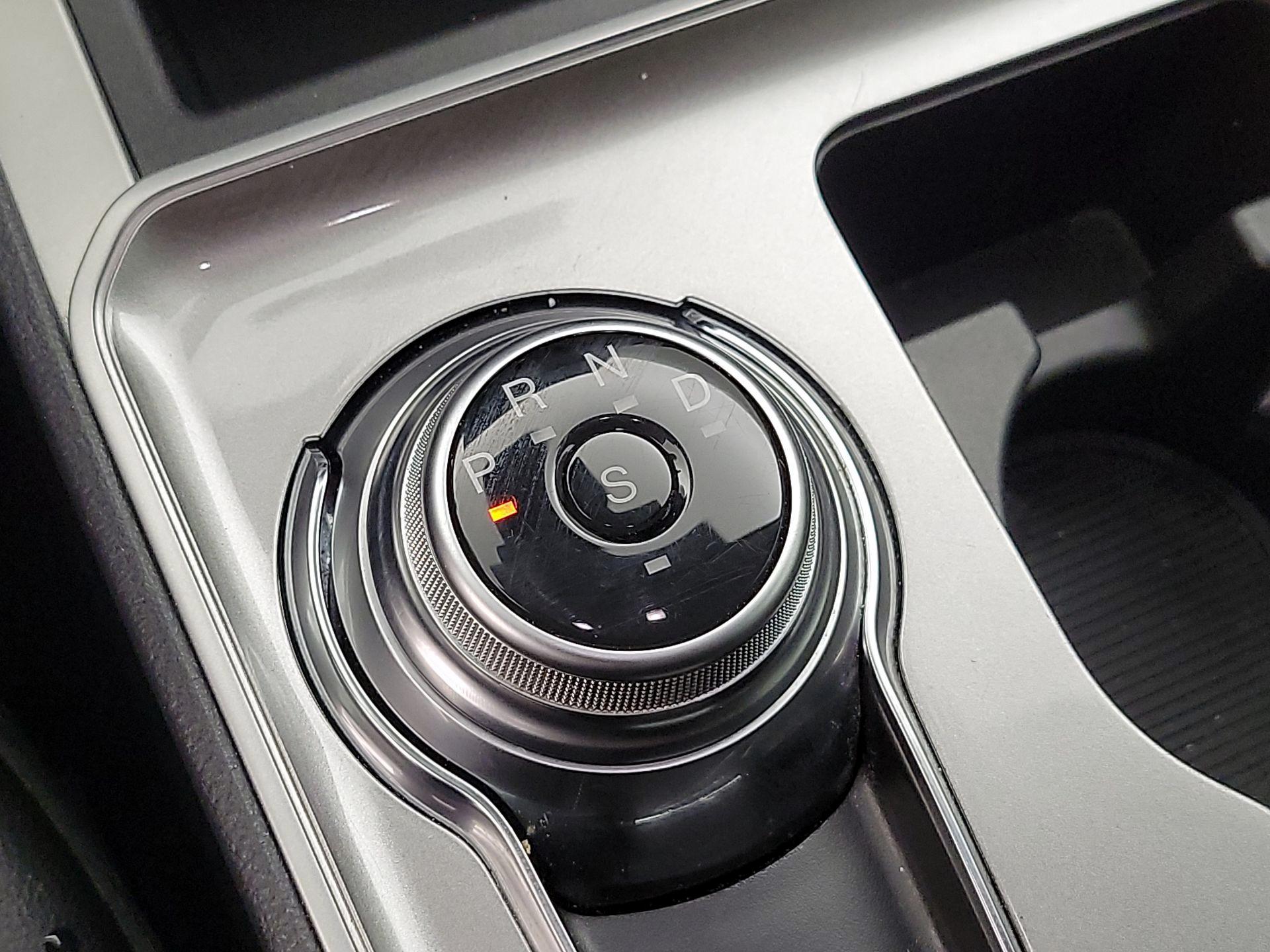 Thumbnail: 2023 Ford Edge - 16