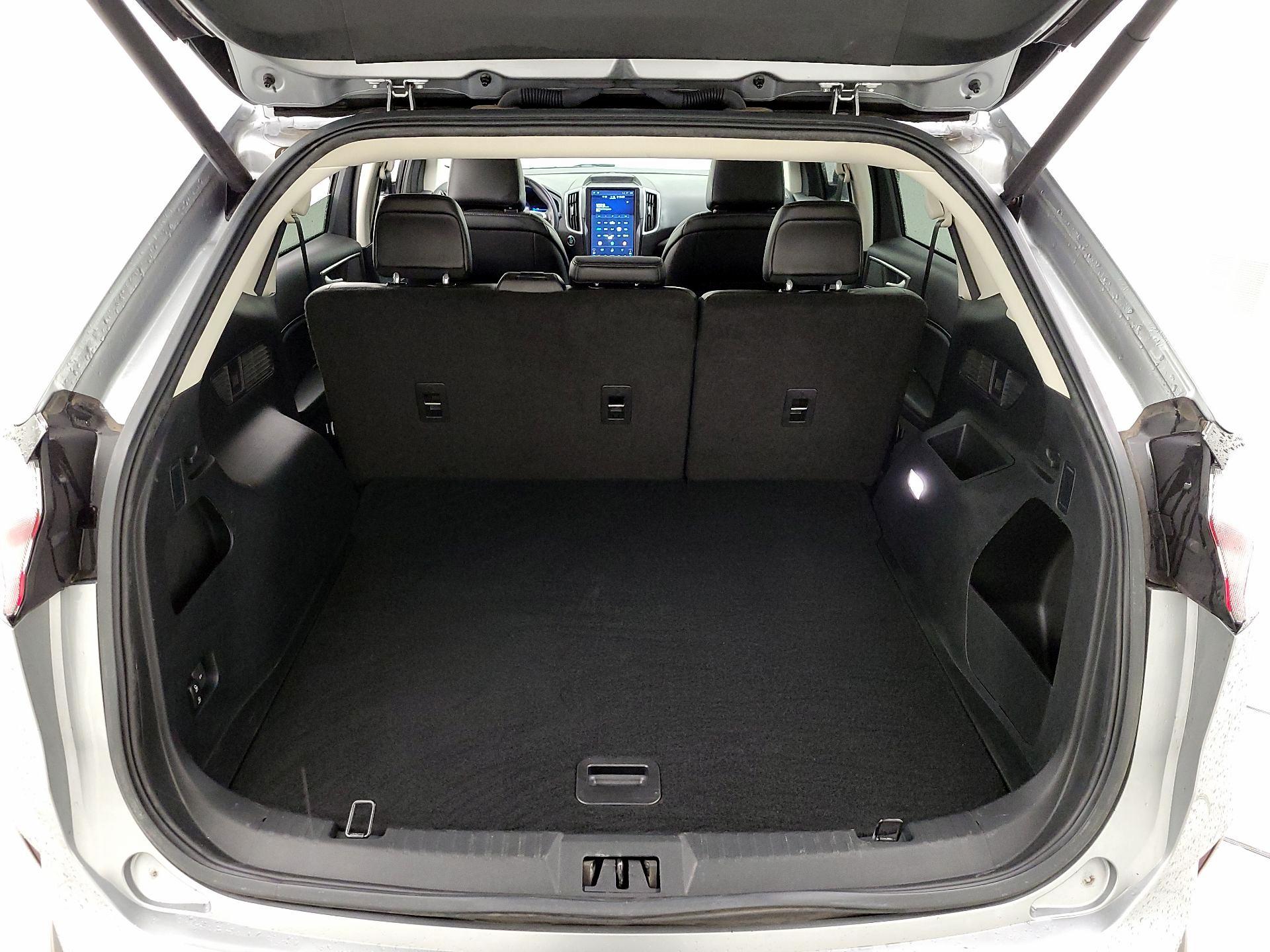 Thumbnail: 2023 Ford Edge - 18