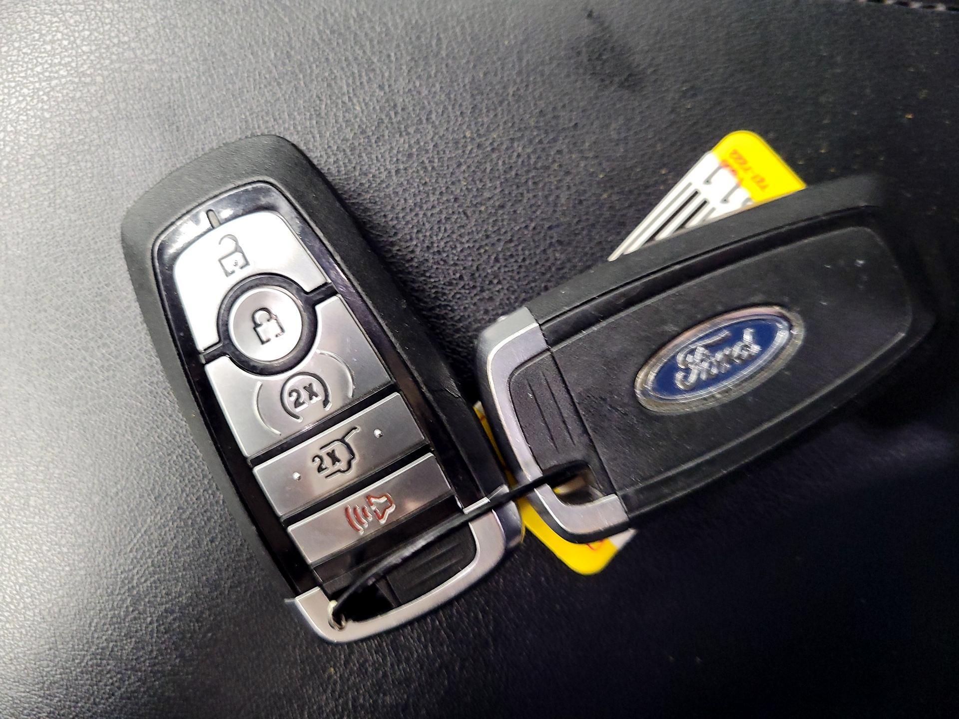 Thumbnail: 2023 Ford Edge - 20