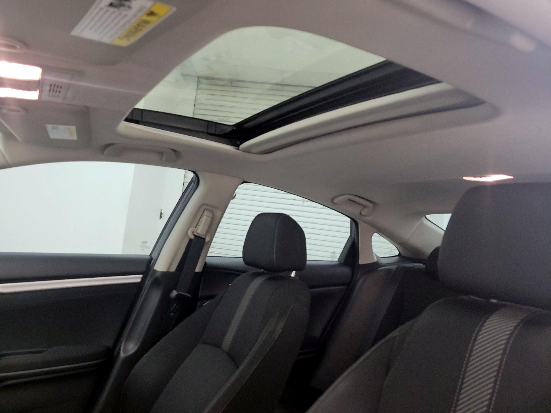 Thumbnail: 2017 Honda Civic - 19