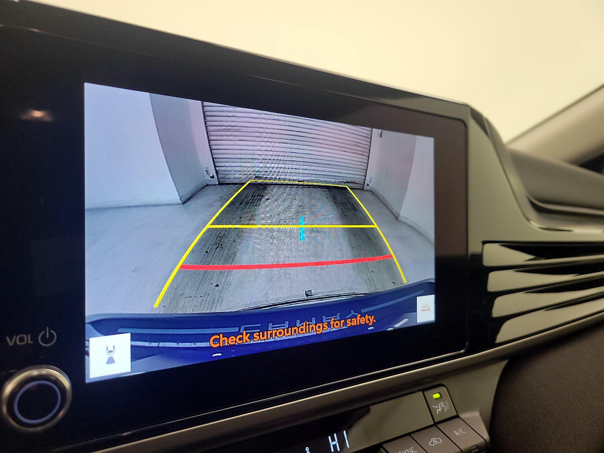 Thumbnail: 2025 Toyota Camry - 14