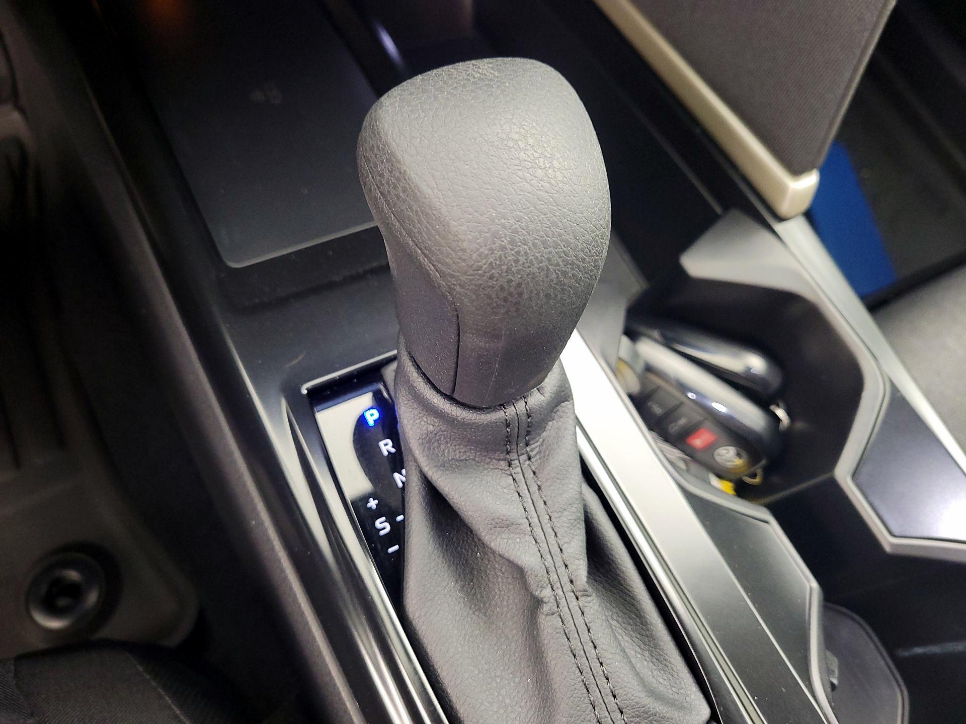 Thumbnail: 2025 Toyota Camry - 17