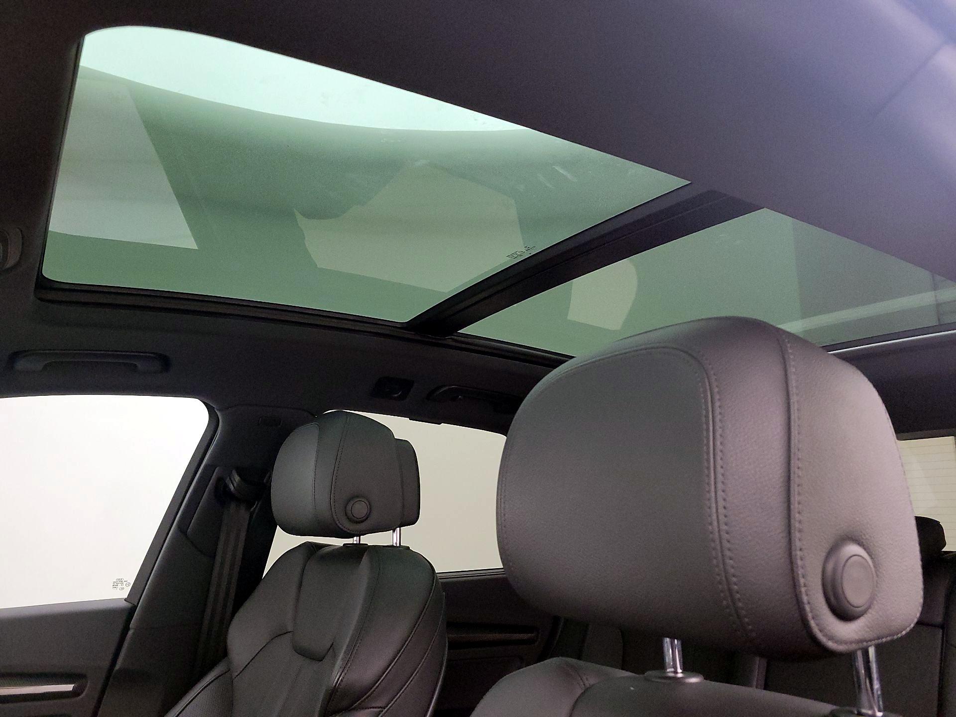 Thumbnail: 2018 Audi SQ5 - 20