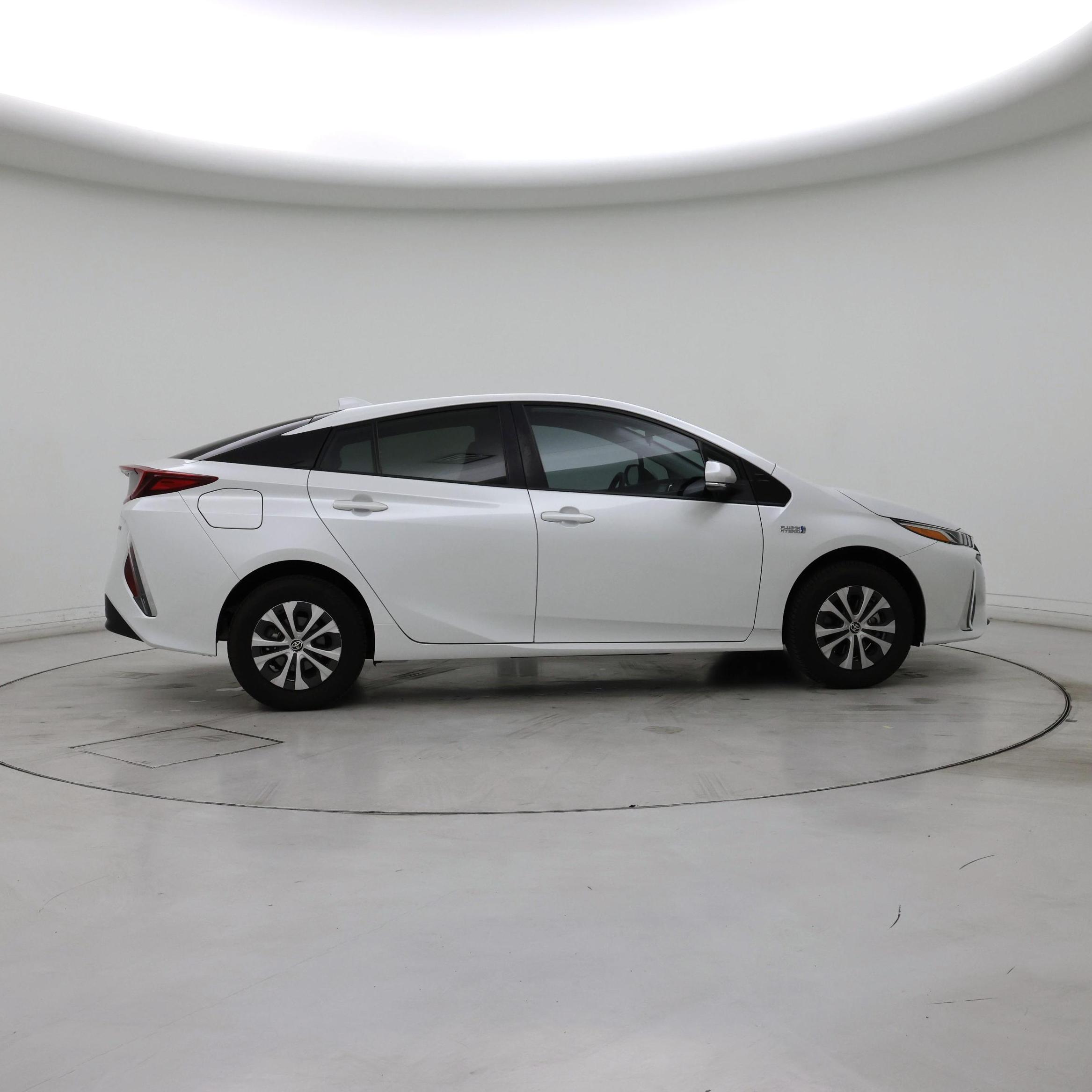 Thumbnail: 2022 Toyota Prius Prime - 7
