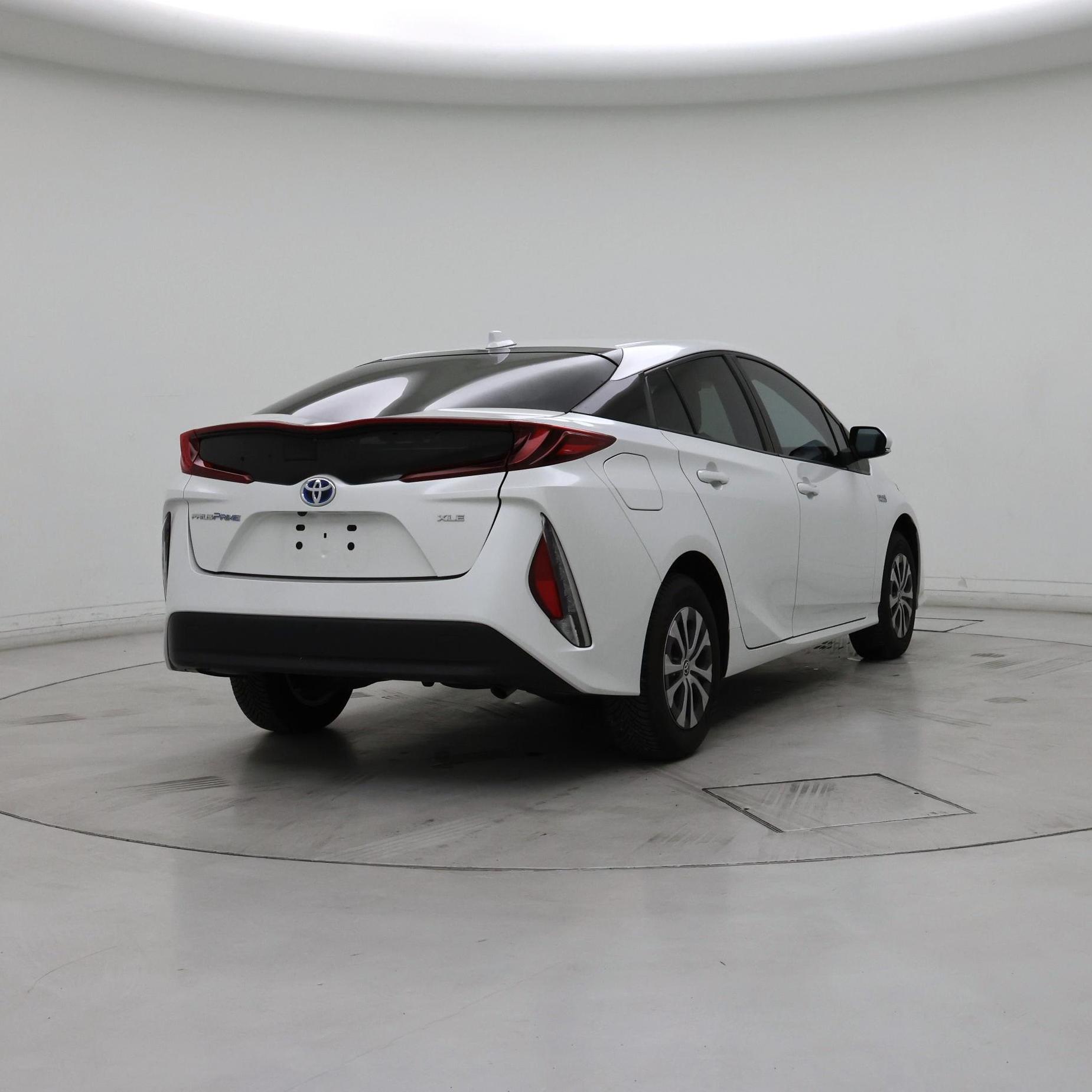 Thumbnail: 2022 Toyota Prius Prime - 8