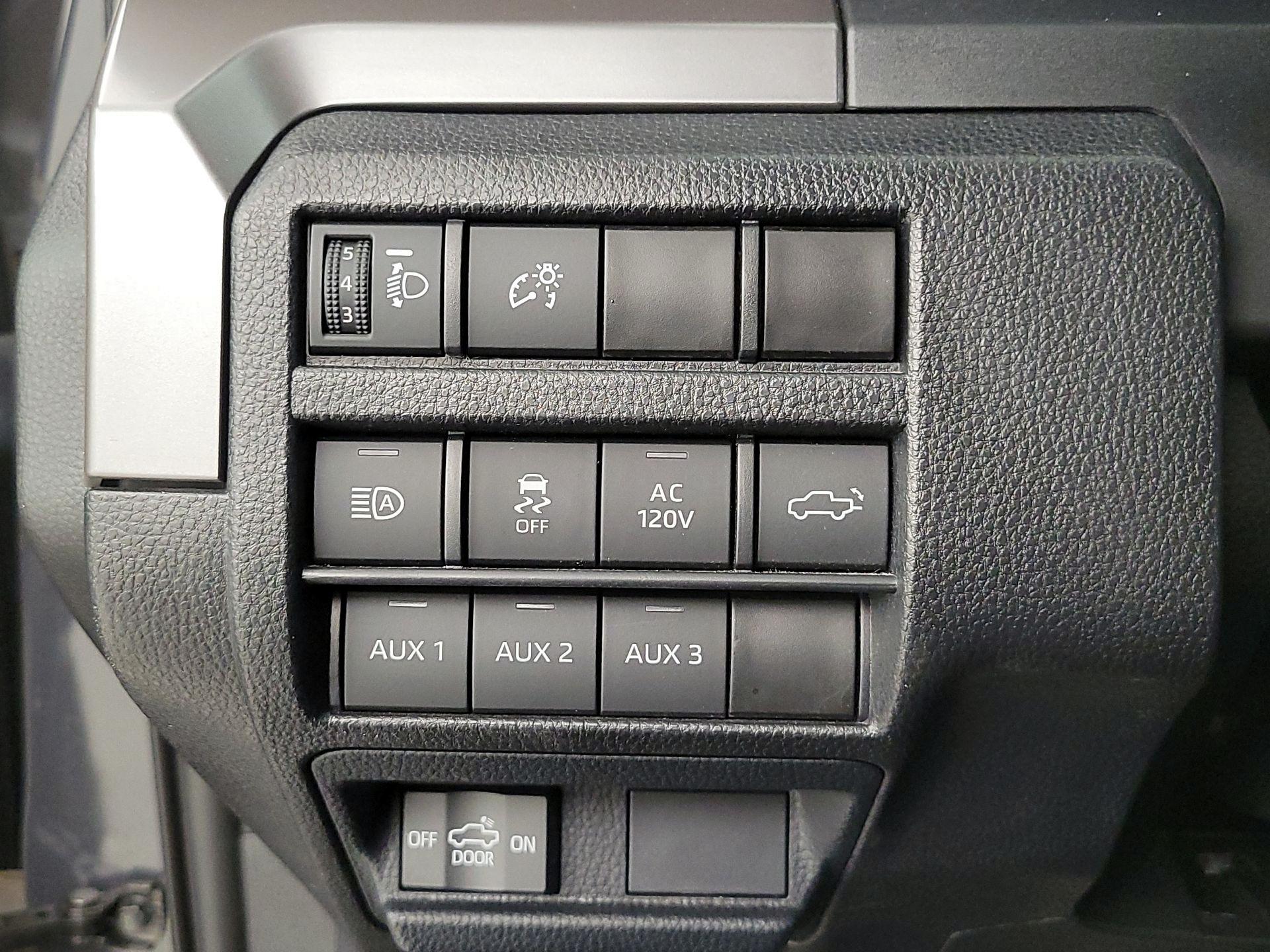 Thumbnail: 2024 Toyota Tacoma - 13