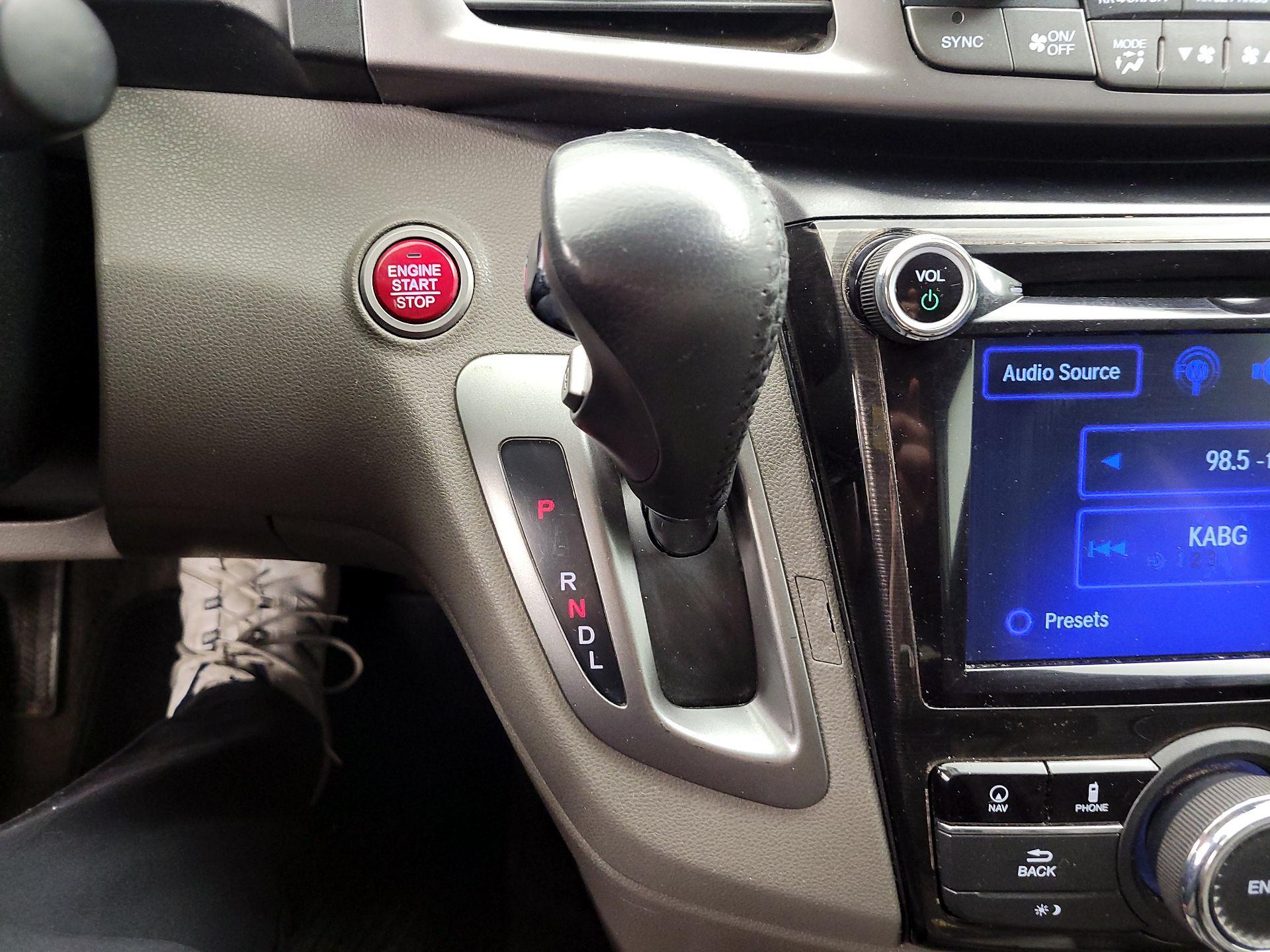 Thumbnail: 2015 Honda Odyssey - 17