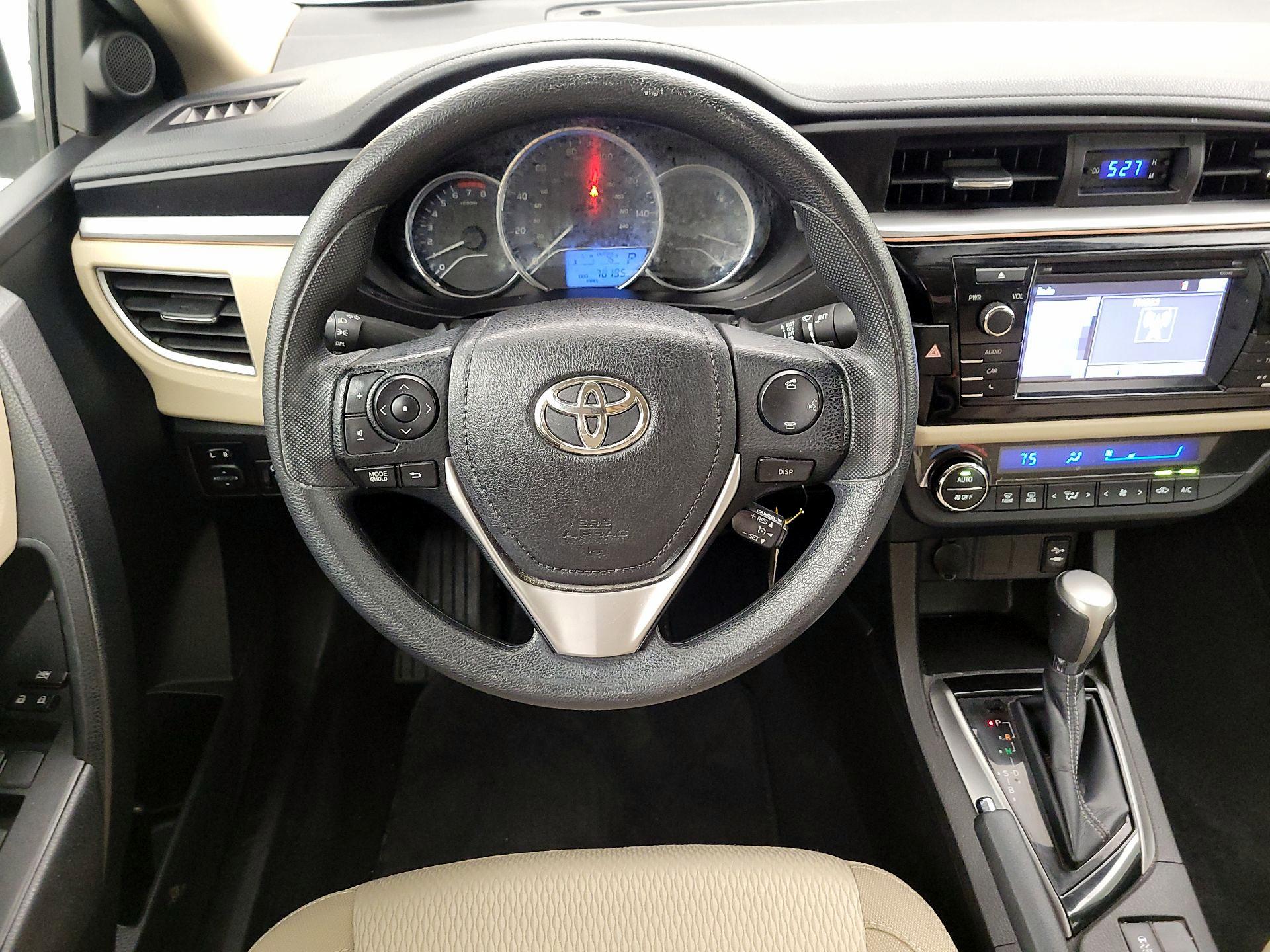 Thumbnail: 2014 Toyota Corolla - 10