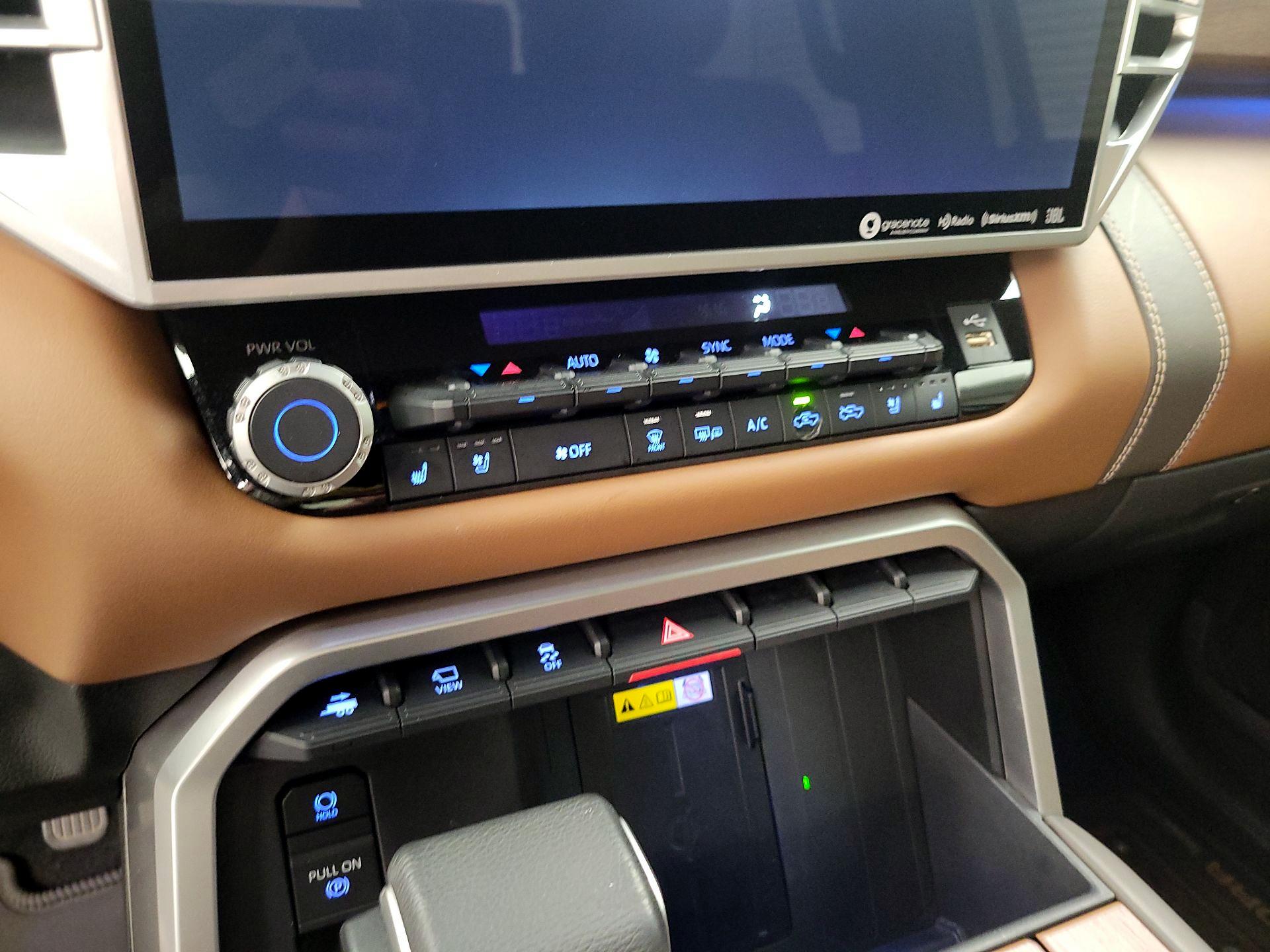 Thumbnail: 2023 Toyota Tundra - 14