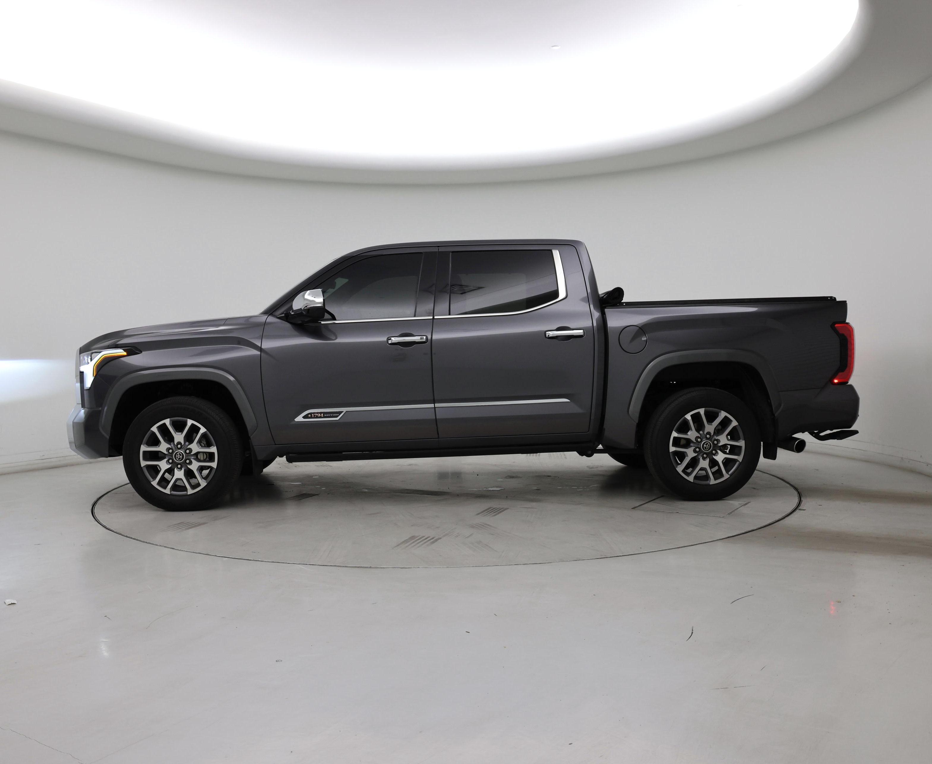 Thumbnail: 2023 Toyota Tundra - 3