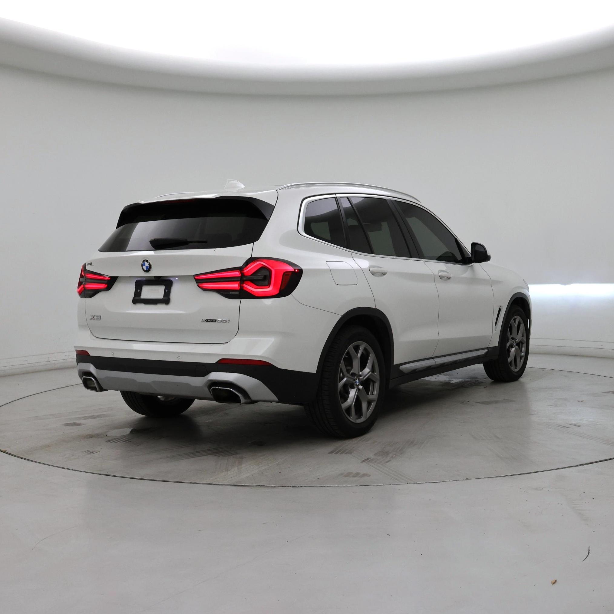 Thumbnail: 2022 BMW X3 - 8