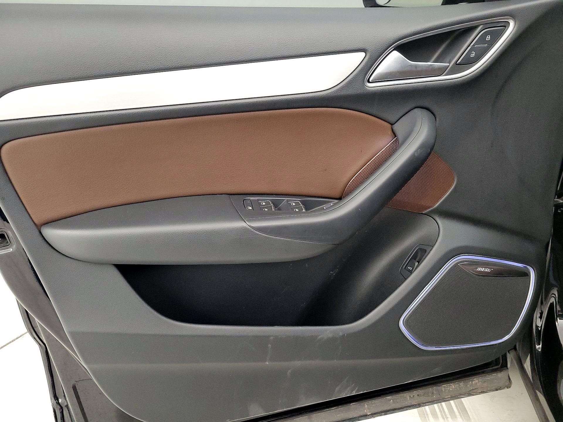 Thumbnail: 2018 Audi Q3 - 12