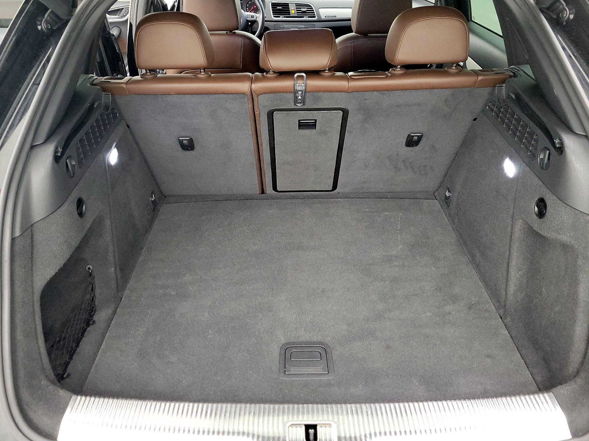 Thumbnail: 2018 Audi Q3 - 16