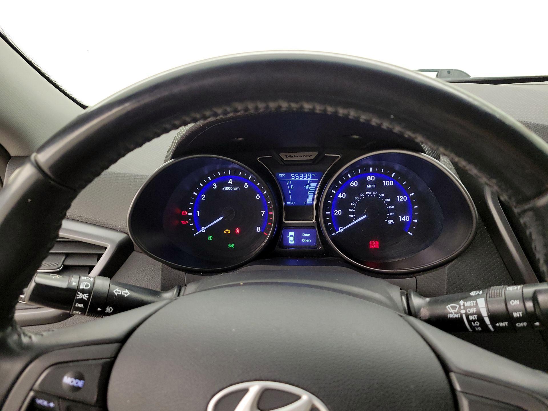 Thumbnail: 2015 Hyundai Veloster - 10