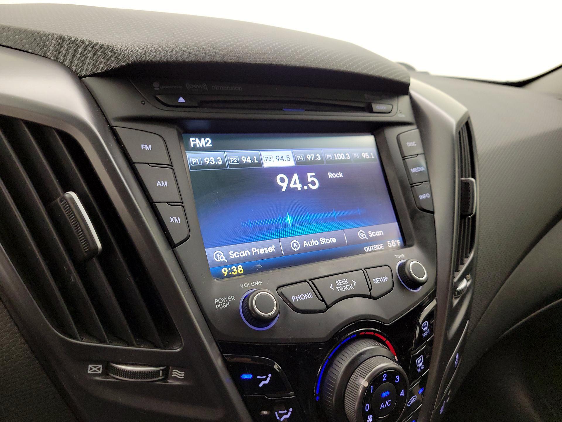 Thumbnail: 2015 Hyundai Veloster - 15