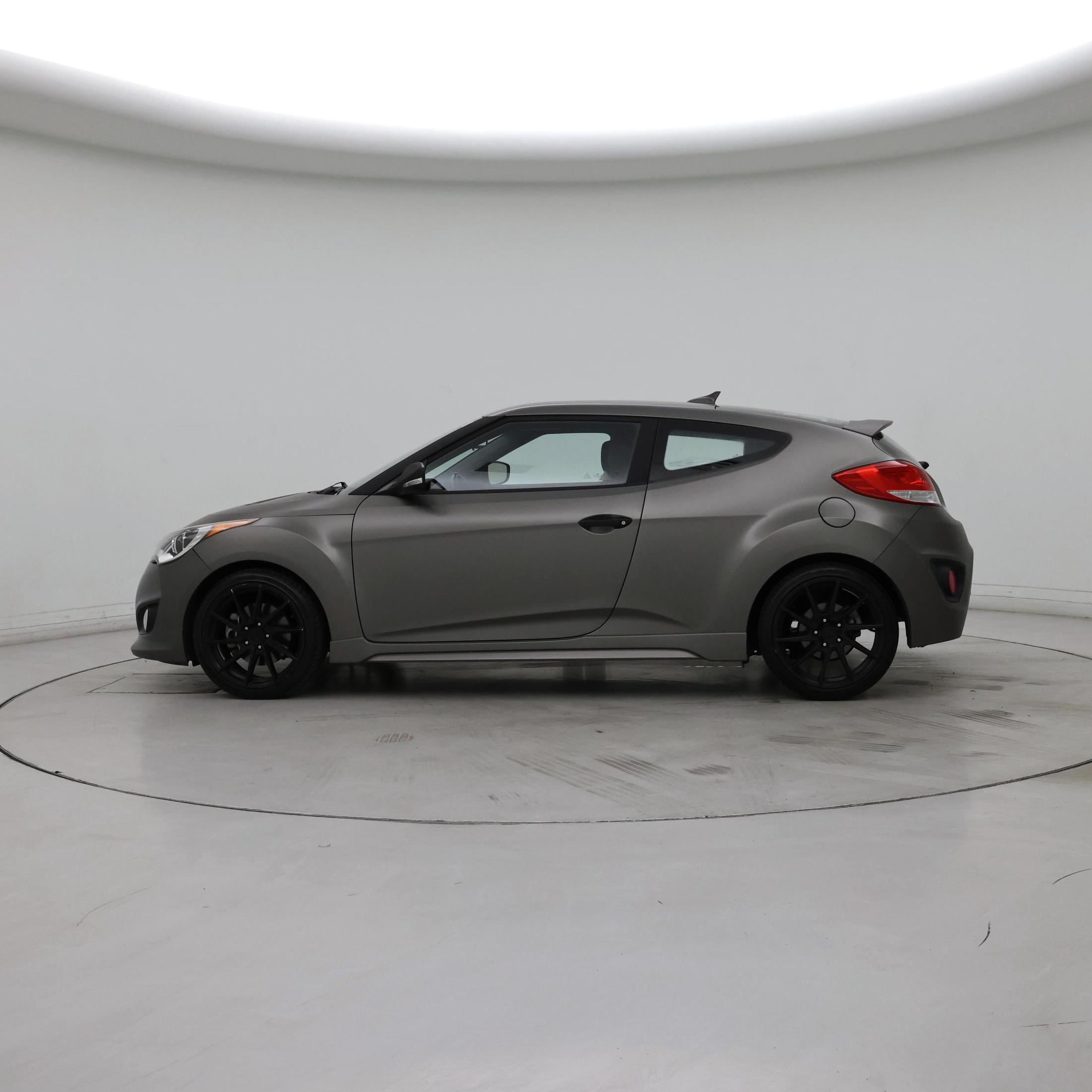 Thumbnail: 2015 Hyundai Veloster - 3