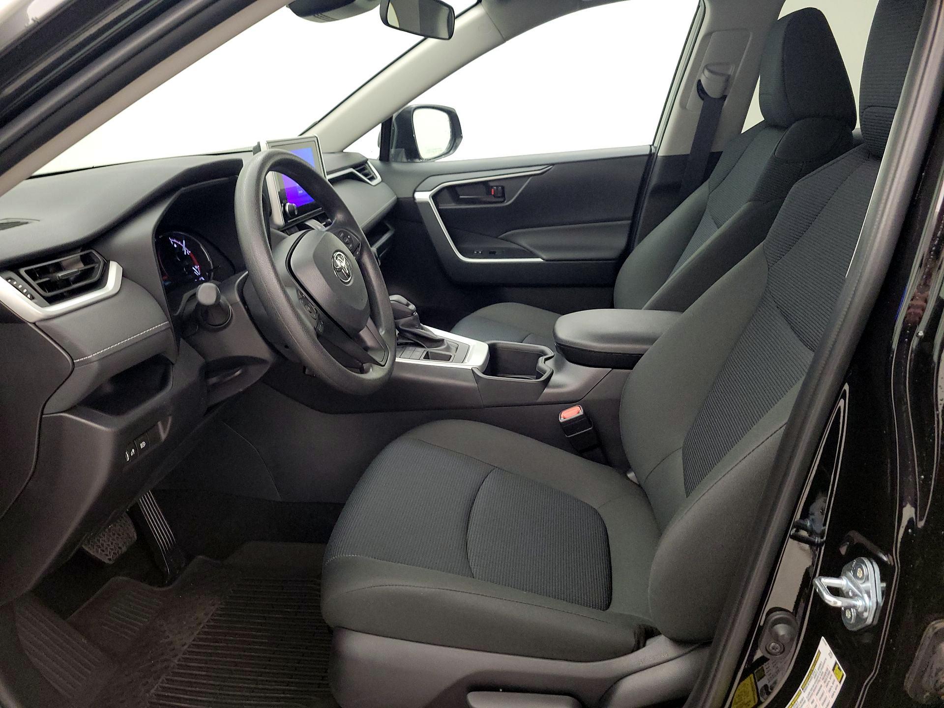 Thumbnail: 2025 Toyota RAV4 - 11