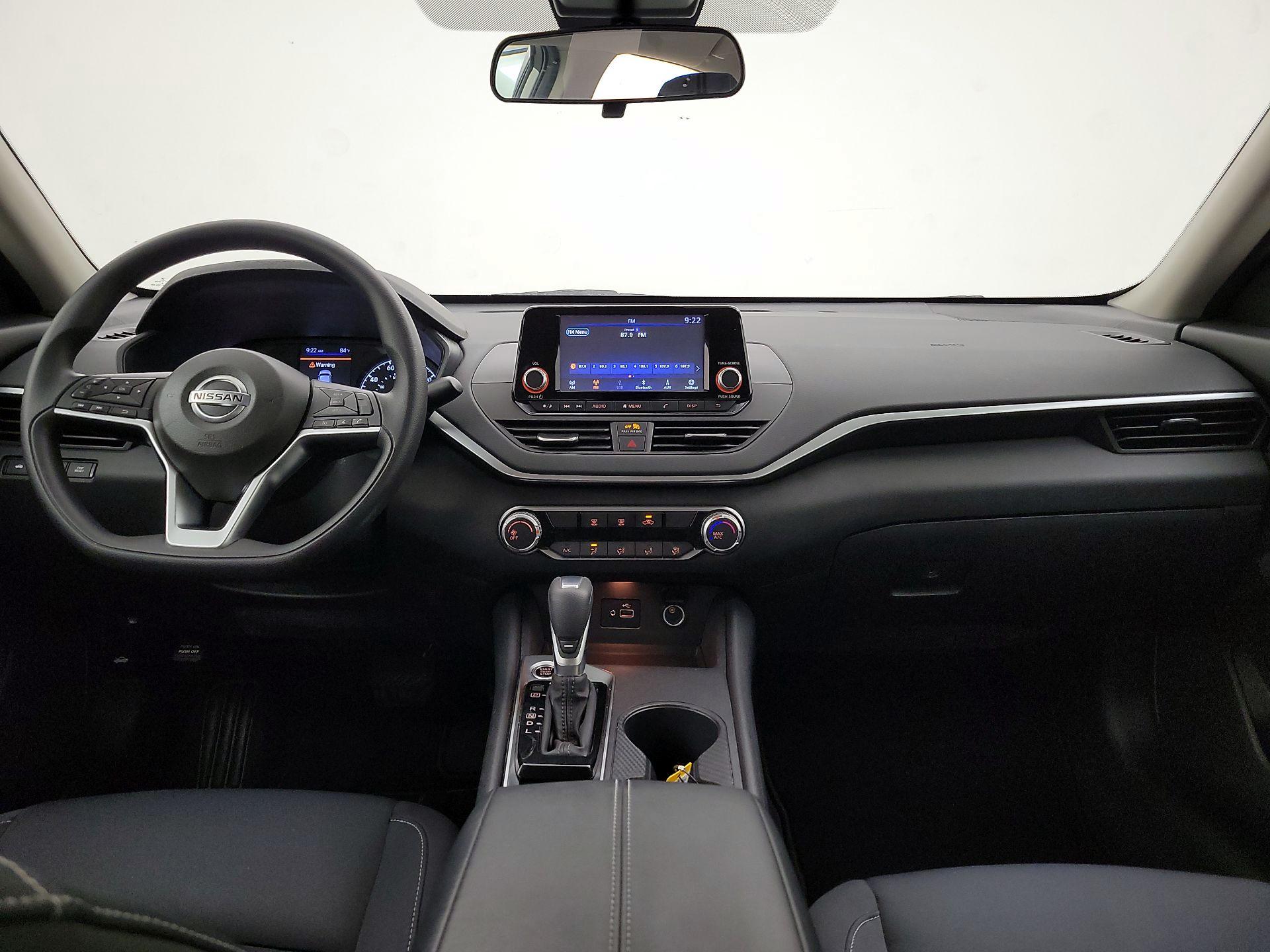 Thumbnail: 2021 Nissan Altima - 9