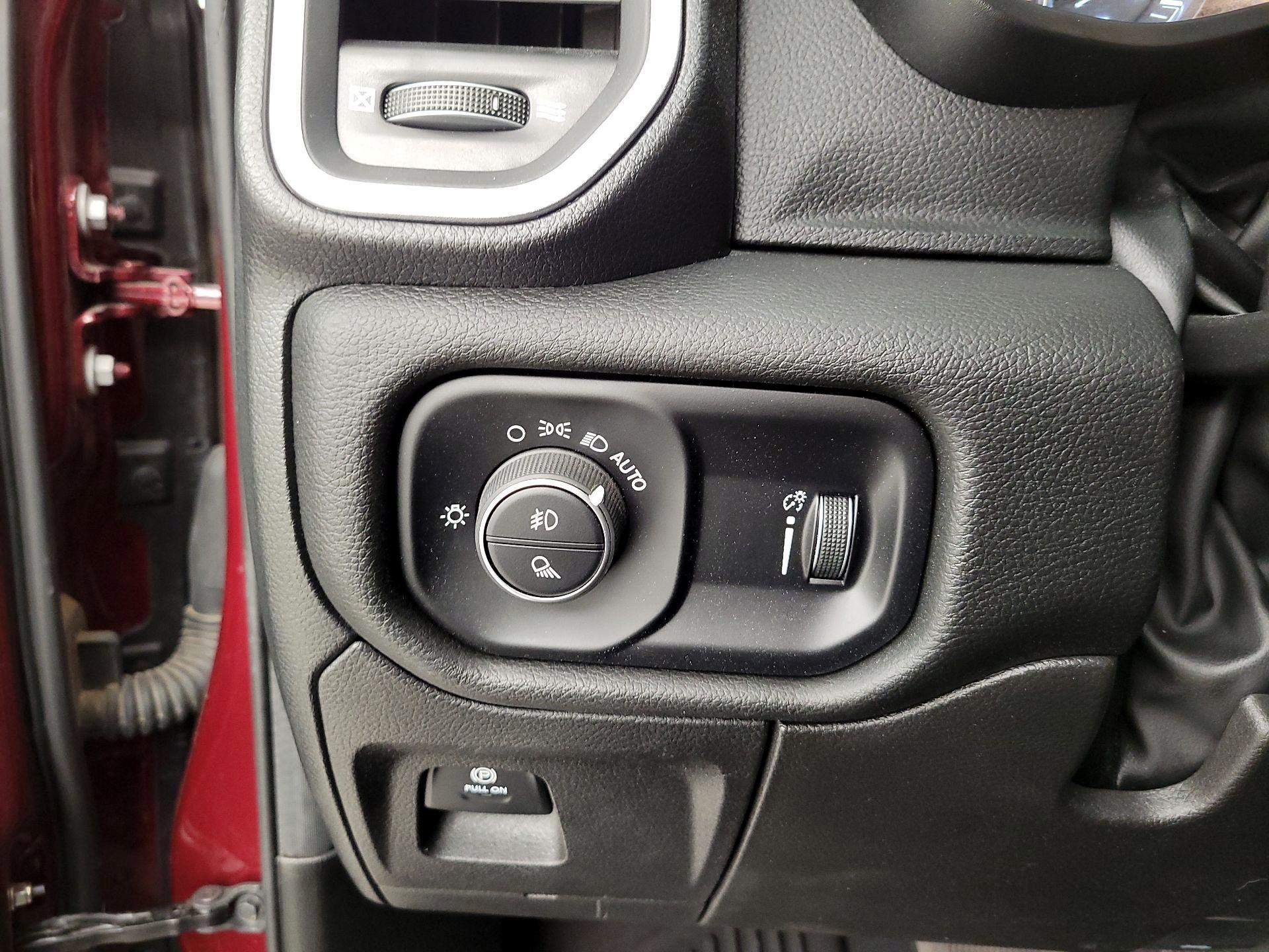 Thumbnail: 2023 RAM 1500 - 13