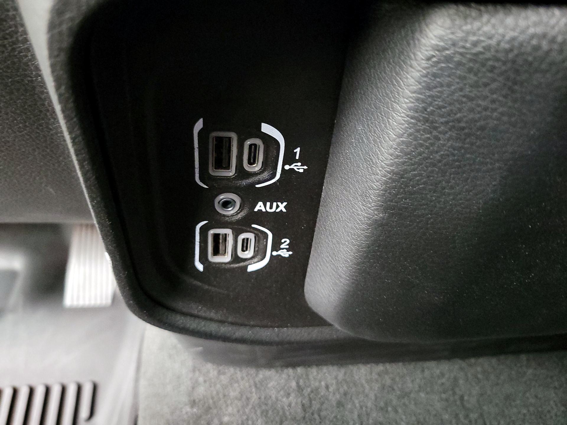 Thumbnail: 2023 RAM 1500 - 18