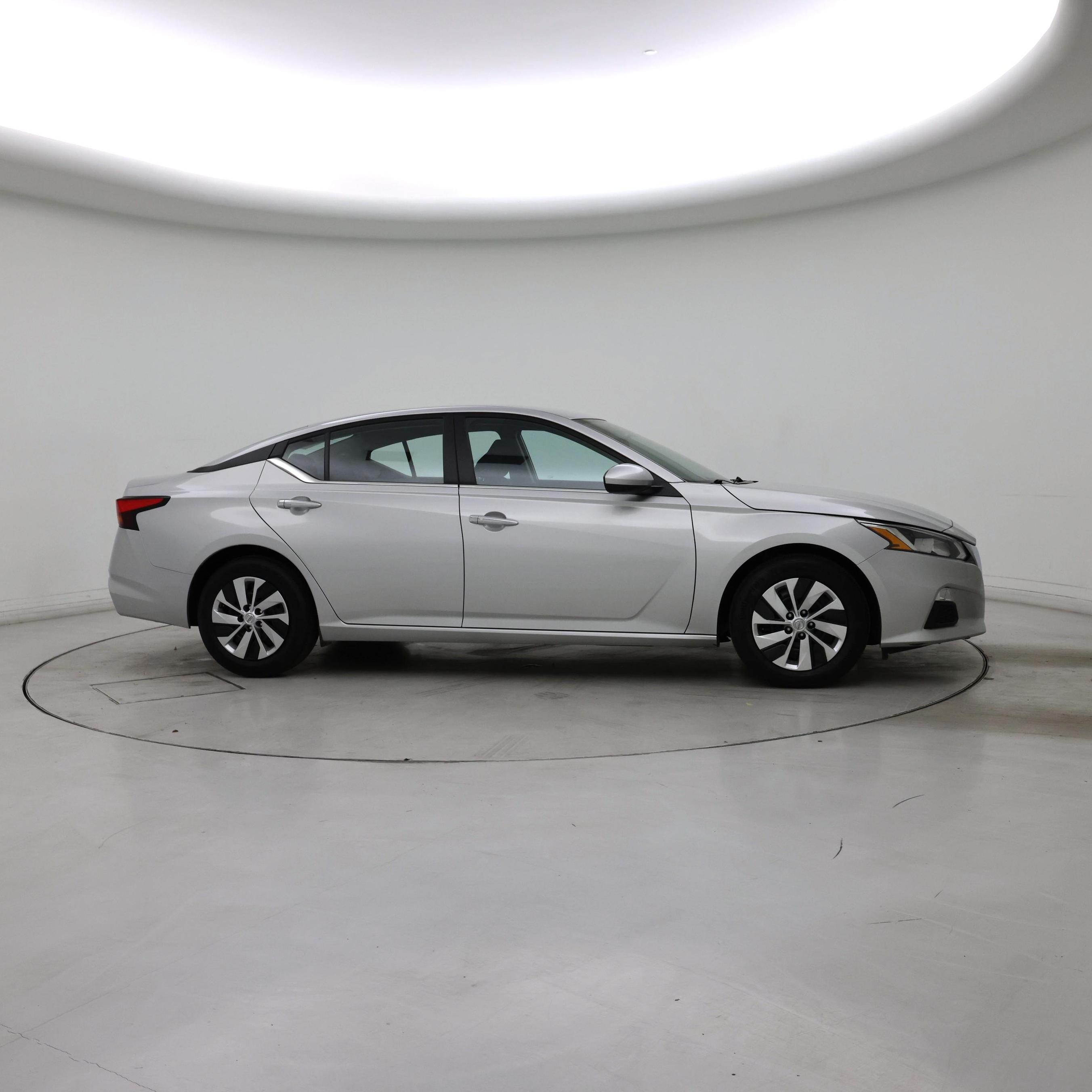 Thumbnail: 2021 Nissan Altima - 7