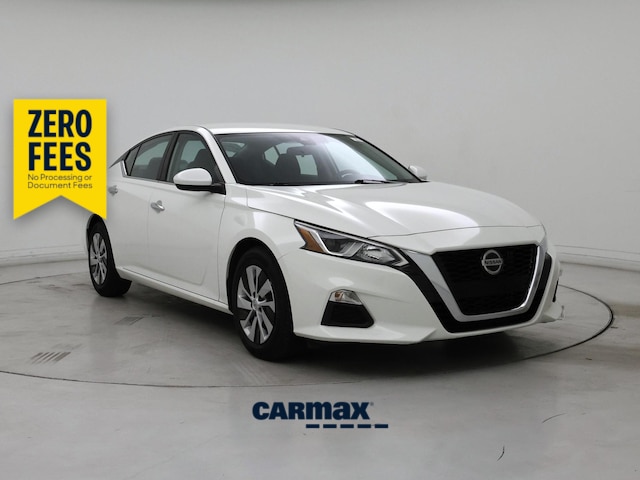 White 2021 Nissan Altima 2.5 S FWD Sedan Front-Wheel Drive Automatic