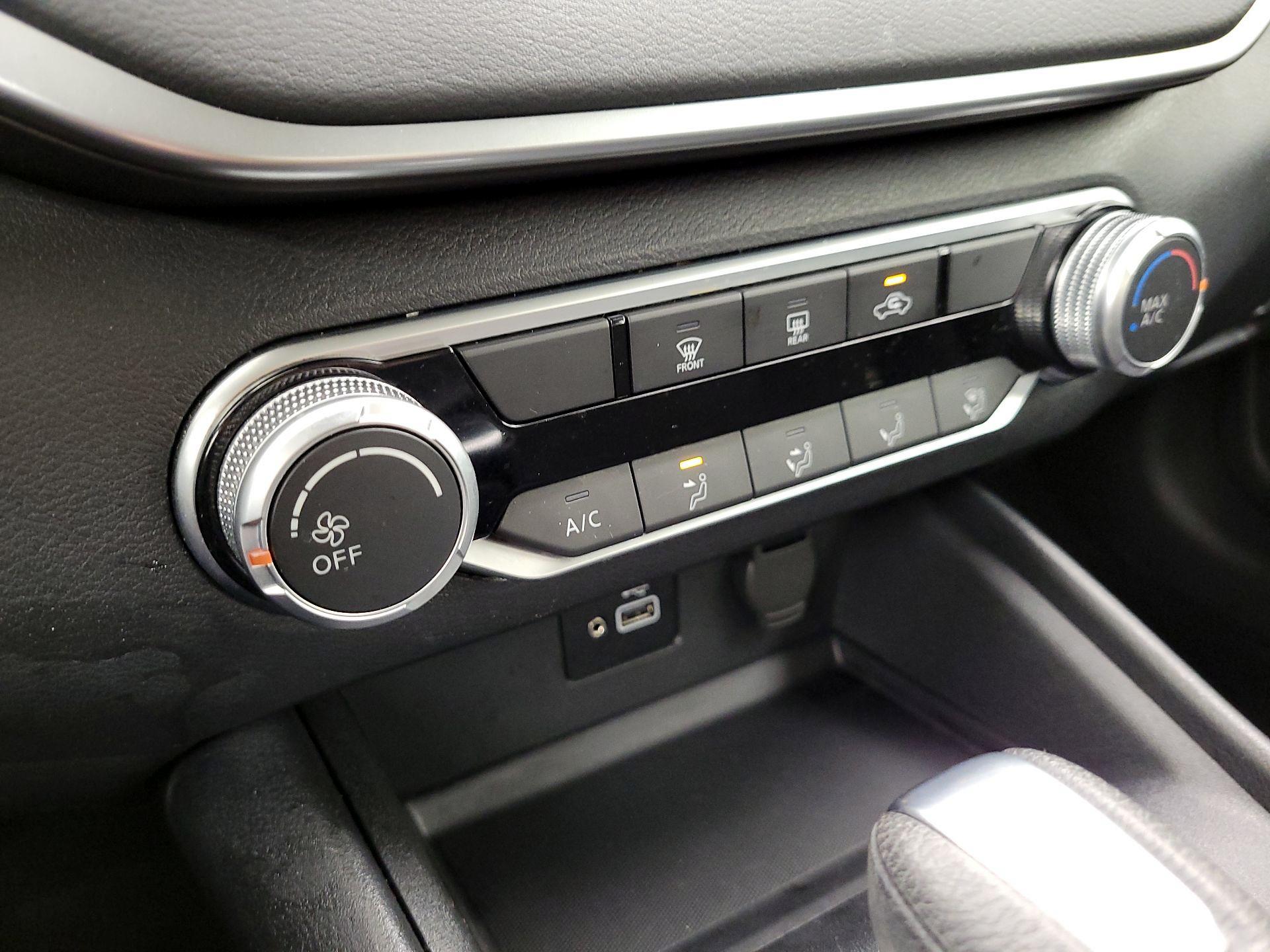 Thumbnail: 2021 Nissan Altima - 14