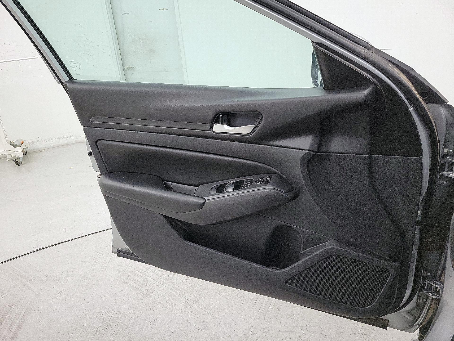 Thumbnail: 2021 Nissan Altima - 12