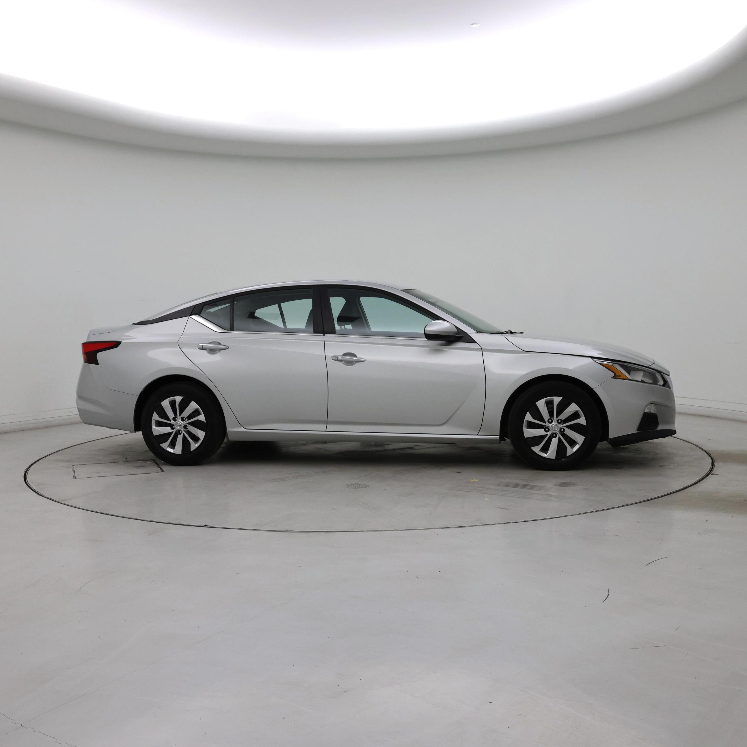 Thumbnail: 2021 Nissan Altima - 7