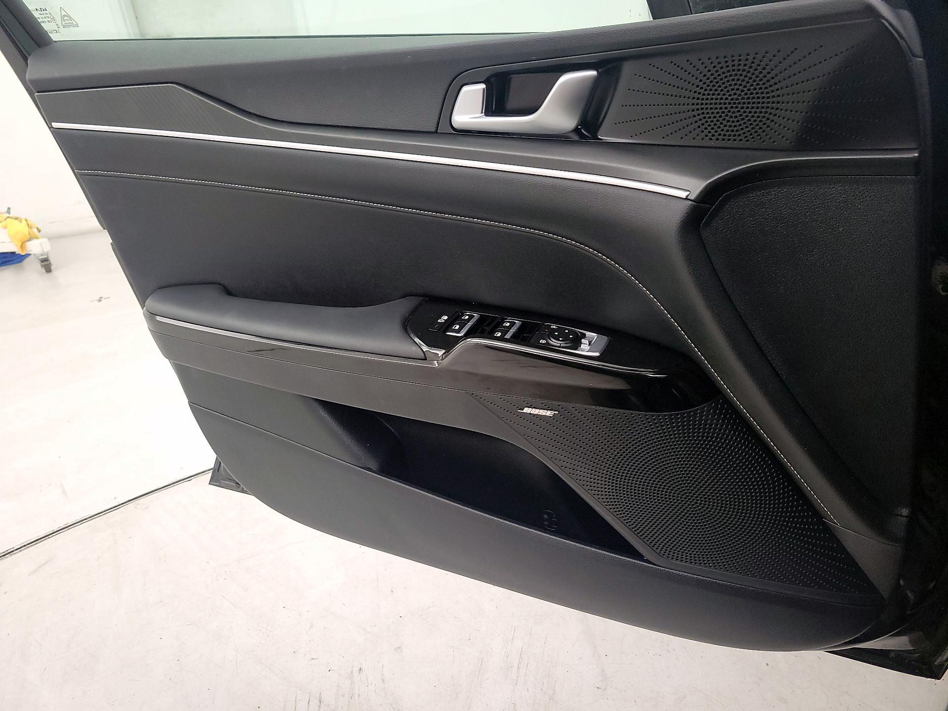 Thumbnail: 2025 Kia K5 - 12