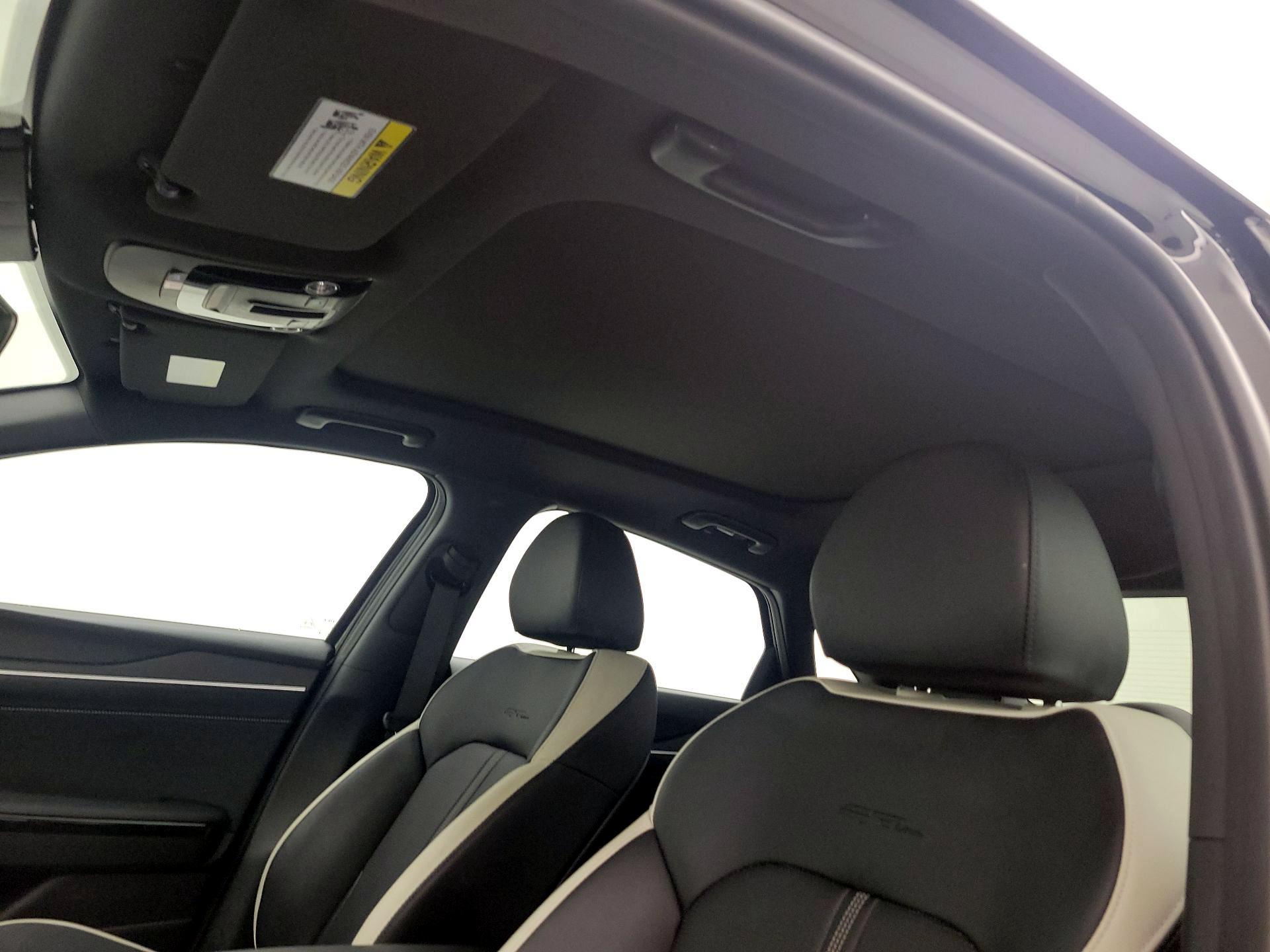 Thumbnail: 2025 Kia K5 - 19