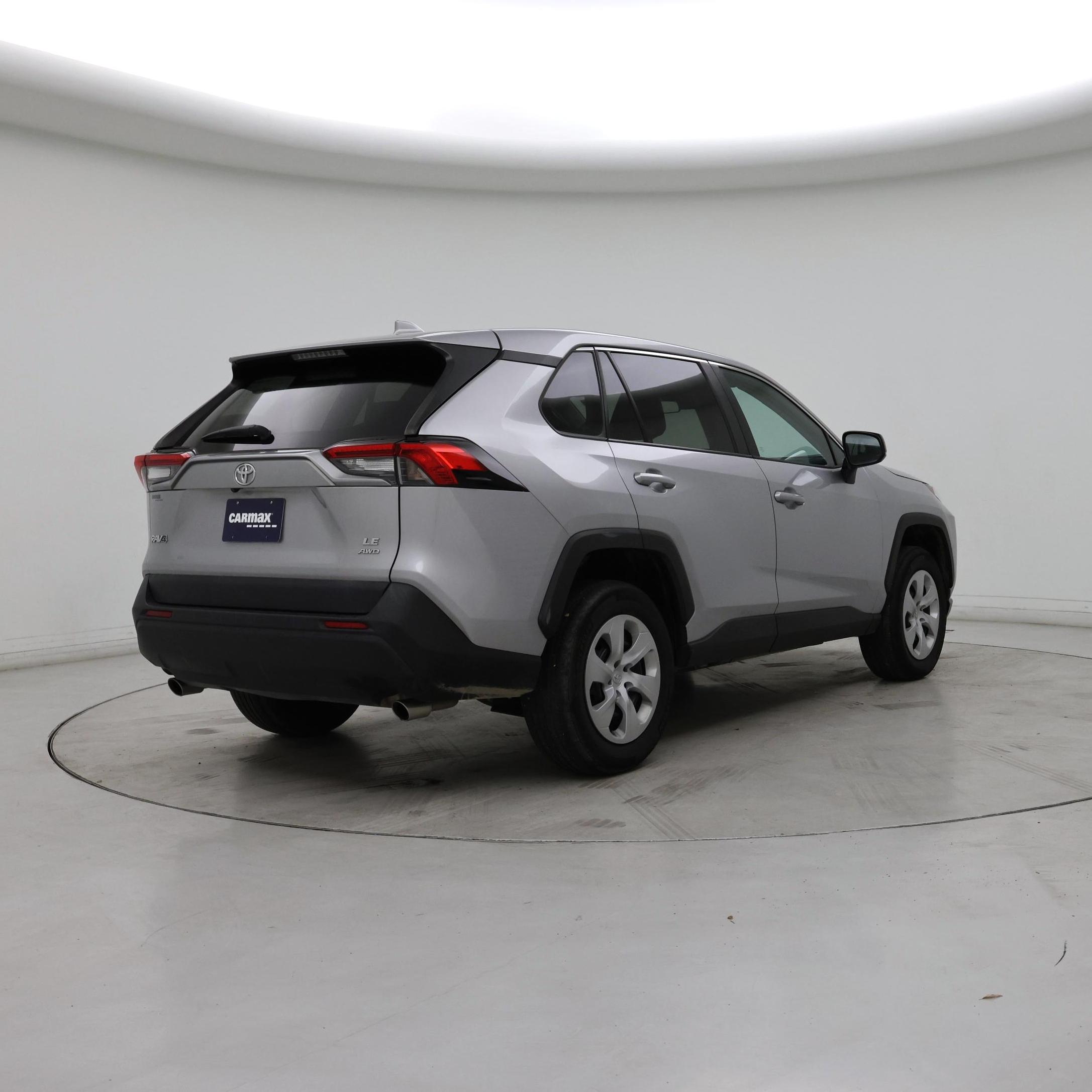 Thumbnail: 2023 Toyota RAV4 - 8