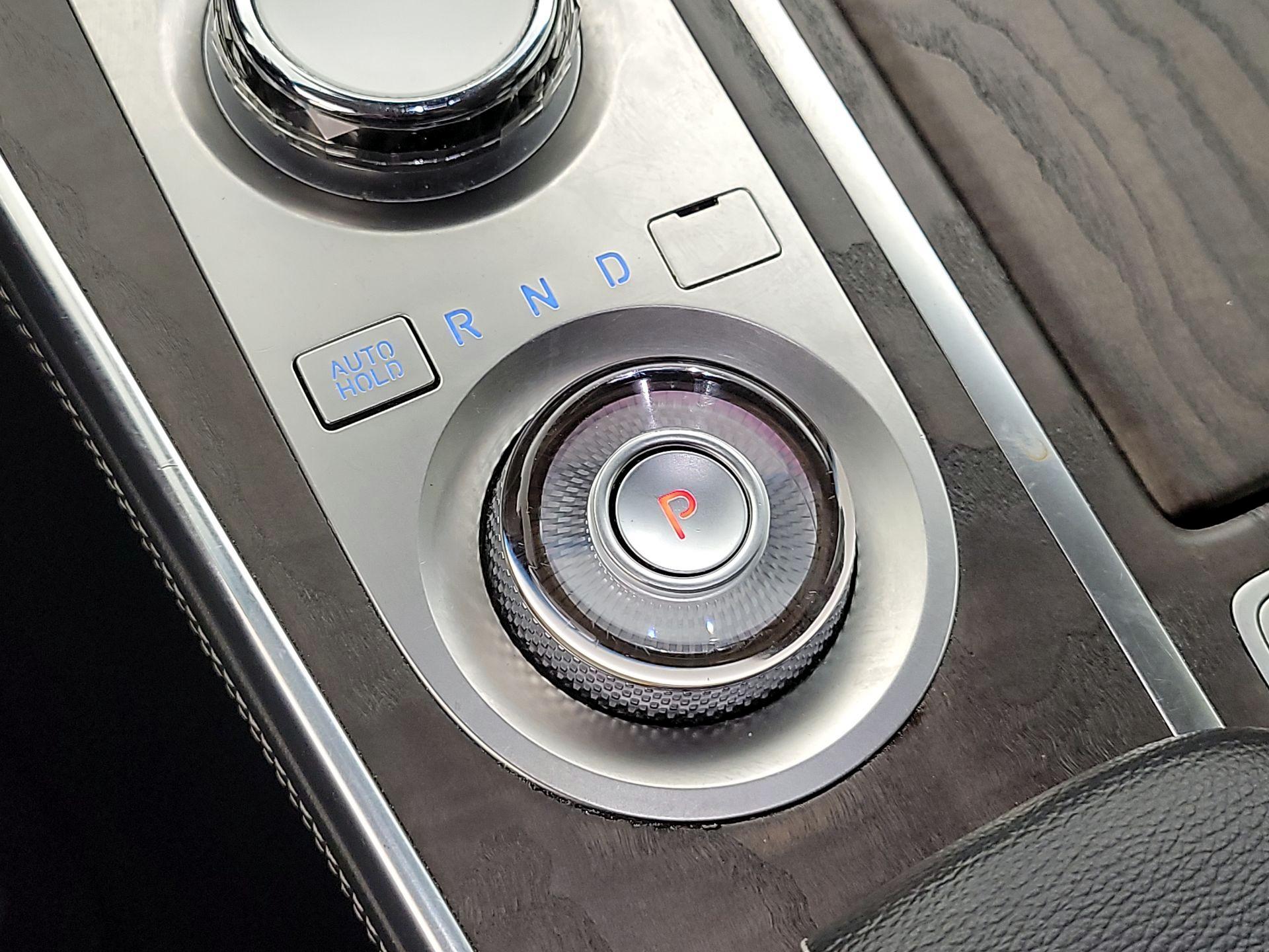 Thumbnail: 2024 Genesis GV80 - 16