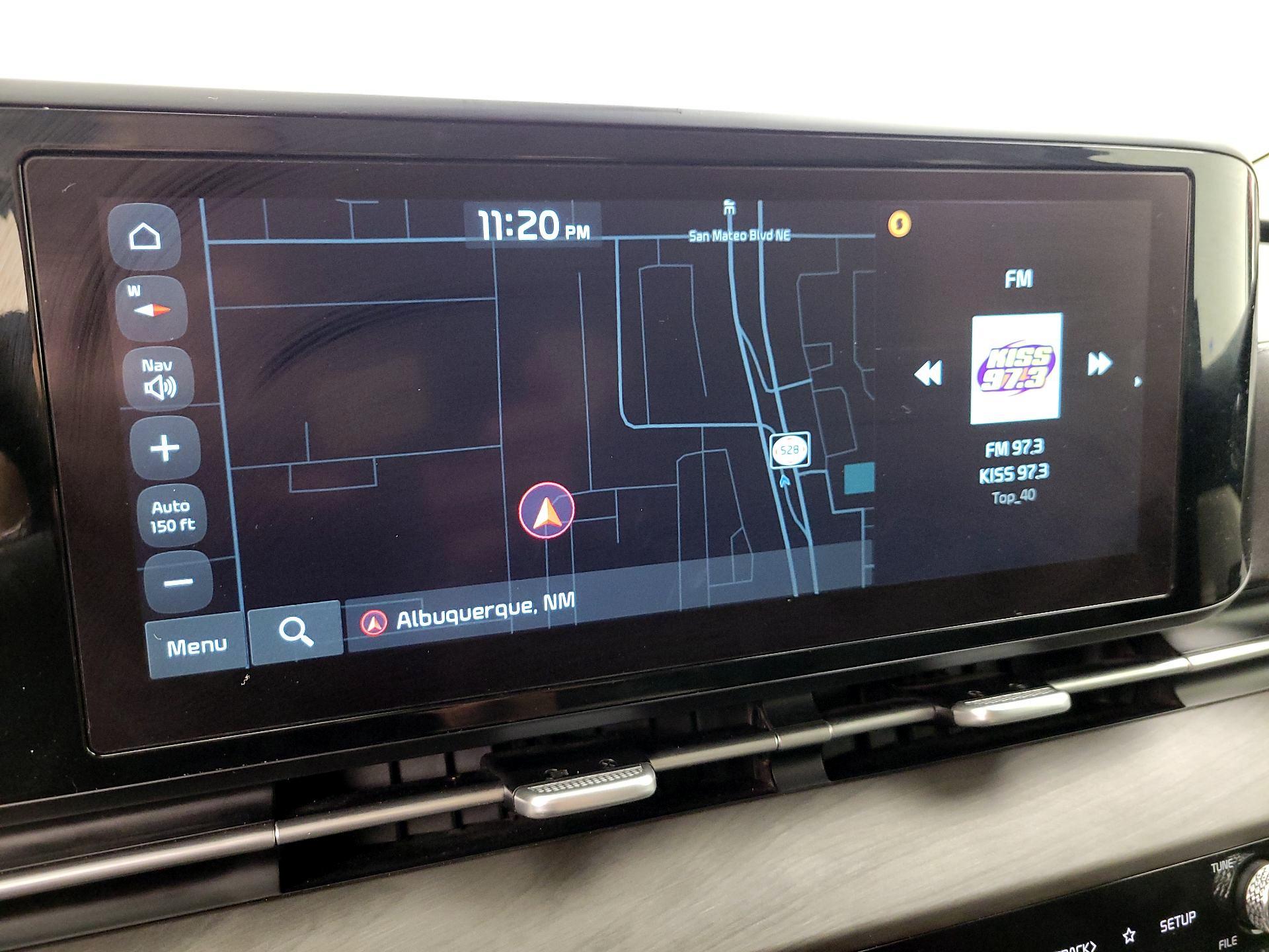 Thumbnail: 2023 Kia Carnival - 14