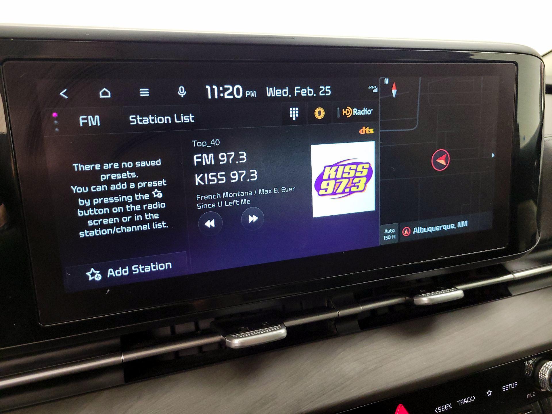 Thumbnail: 2023 Kia Carnival - 16