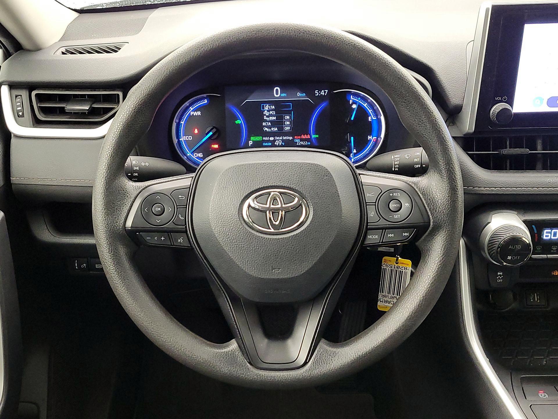 Thumbnail: 2024 Toyota RAV4 - 10