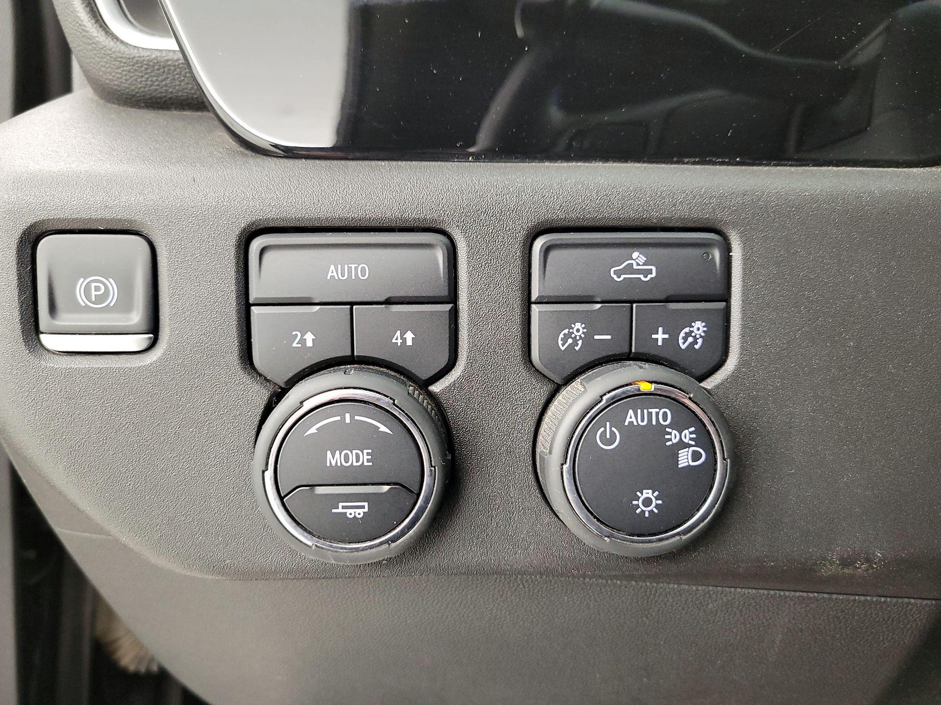 Thumbnail: 2023 Chevrolet Silverado 1500 - 13